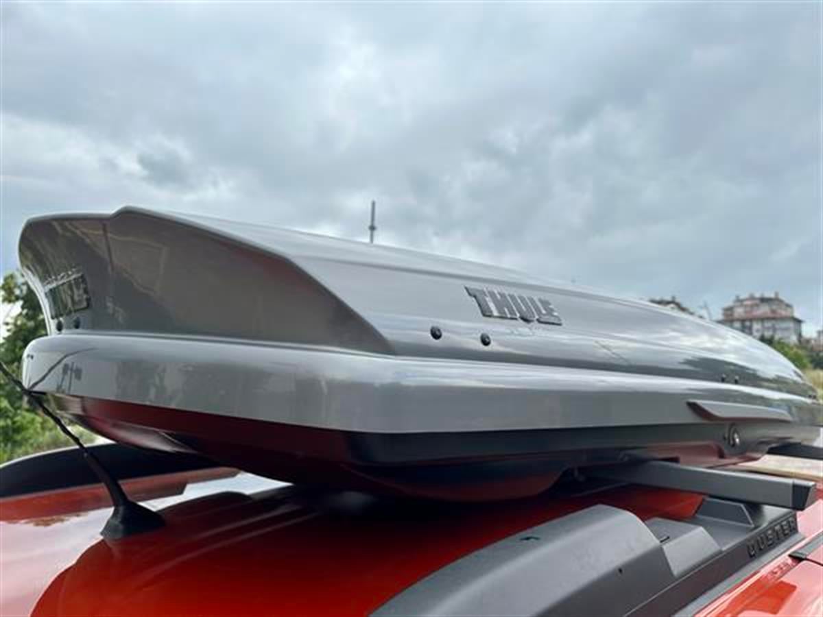 Dacia Duster Thule Dynamic M Port Bagaj Gri (340 Lt Thule Portbagaj)