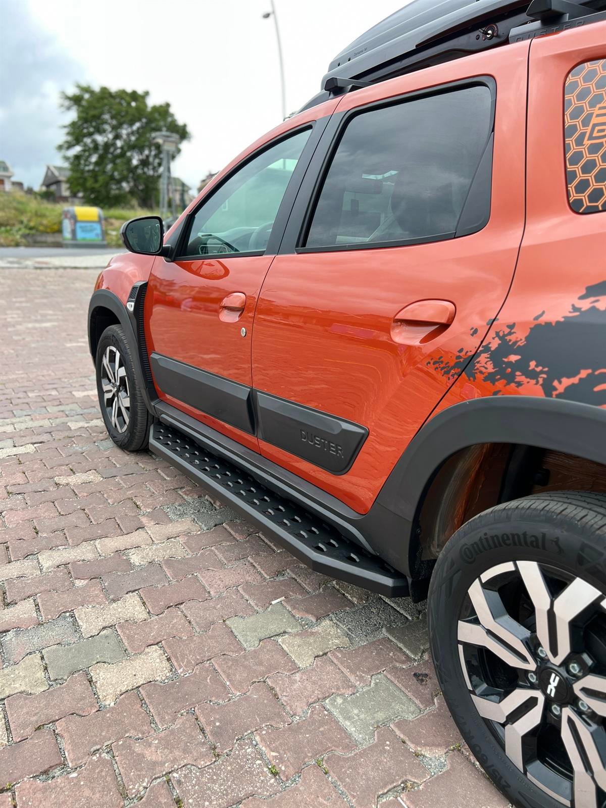 Dacia Duster Yan Kapı Kaplama Seti Safari 