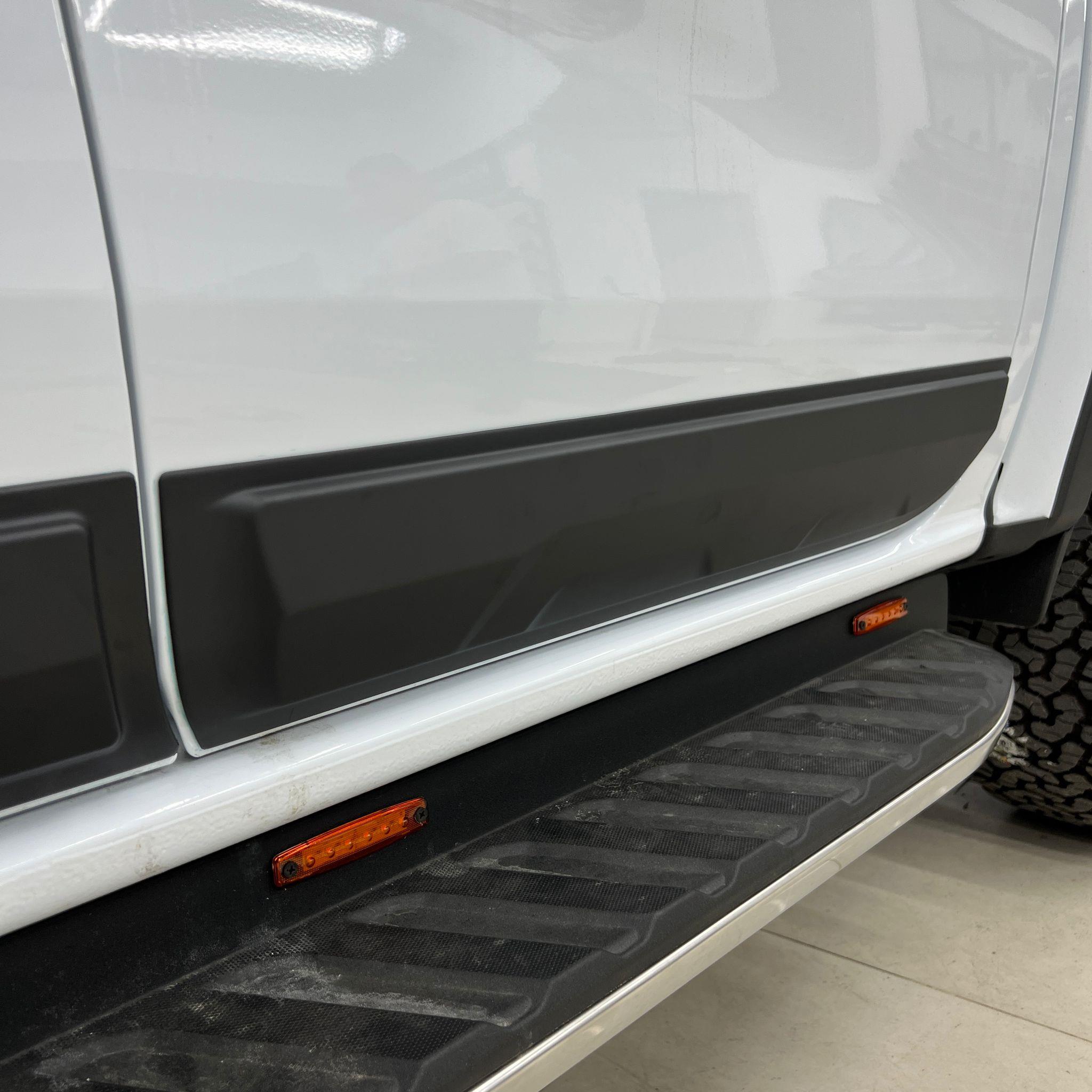 Ford Ranger 2023 Yan Kapı Kaplama Seti Safari