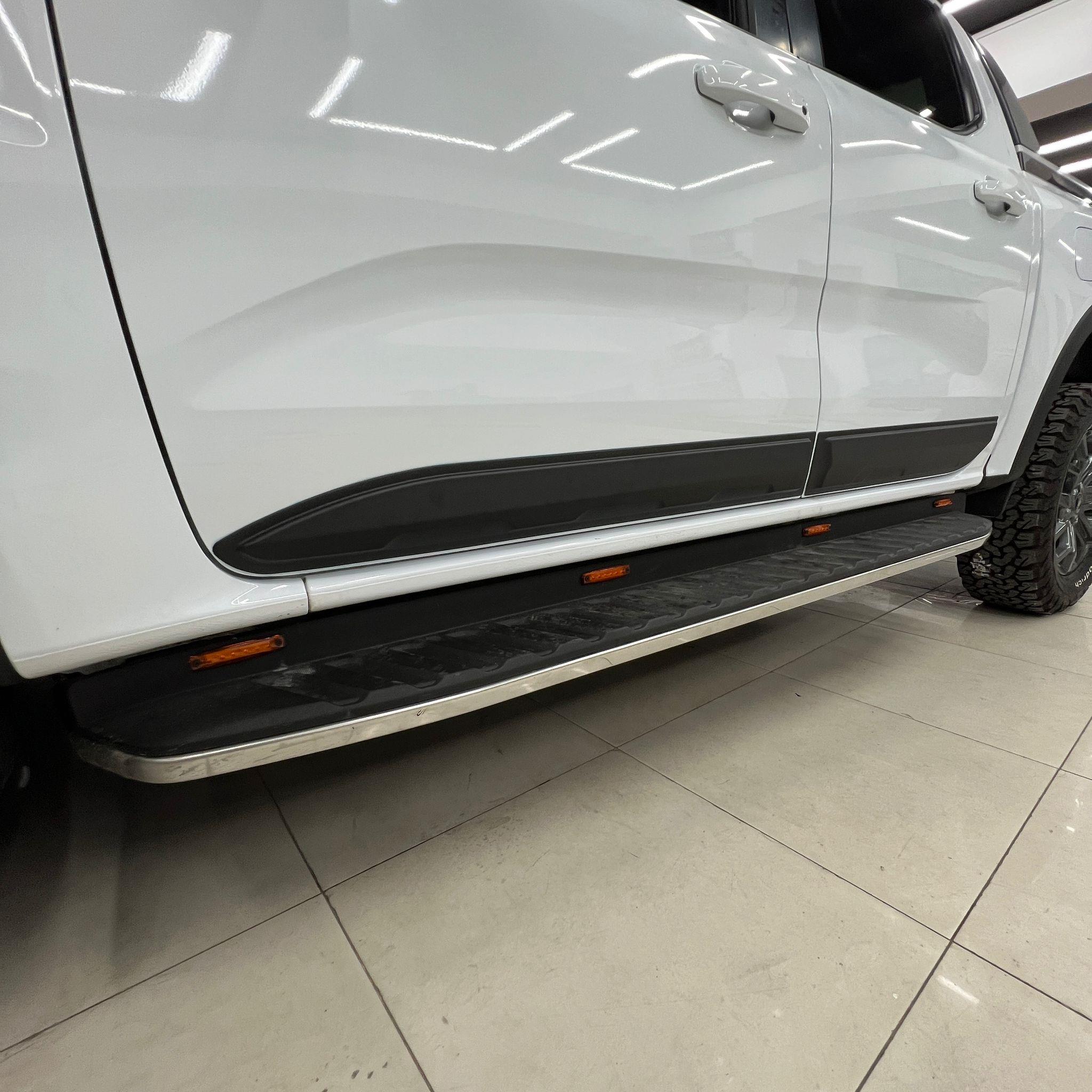 Ford Ranger 2023 Yan Kapı Kaplama Seti Safari