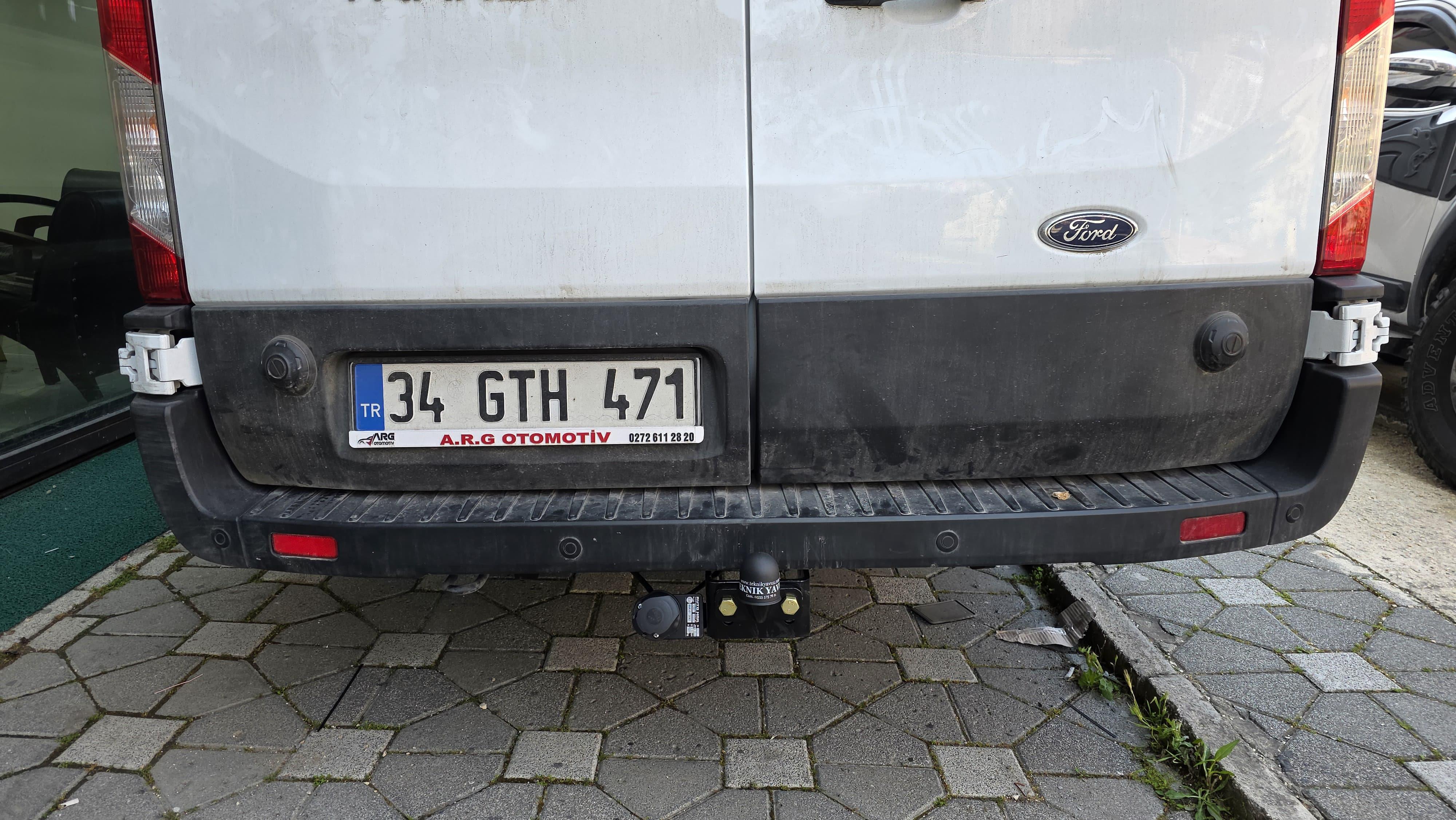 Ford Transit Çeki Demiri