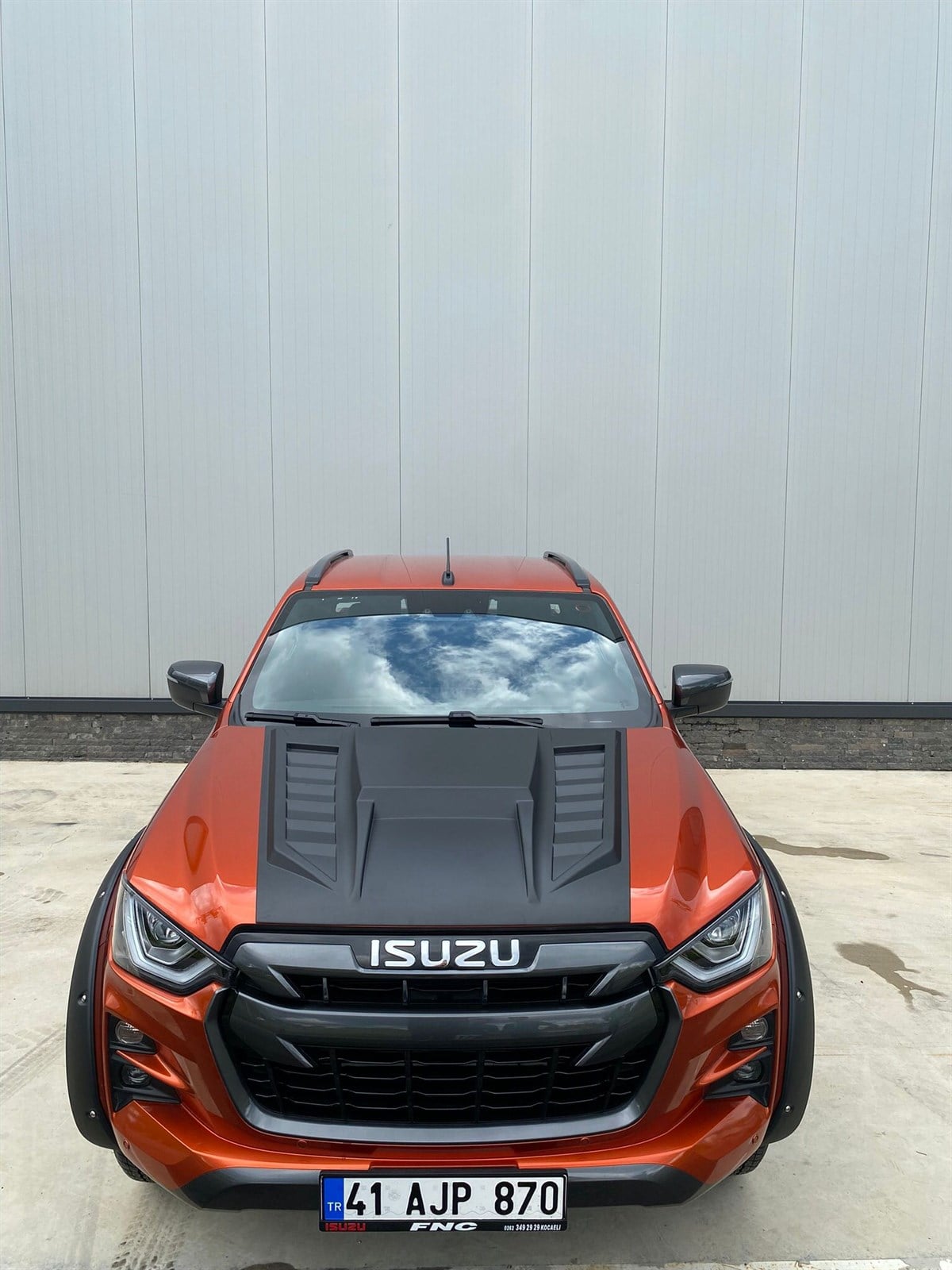 Isuzu D Max Yeni Kasa Kaput Kaplama Scoop Safari