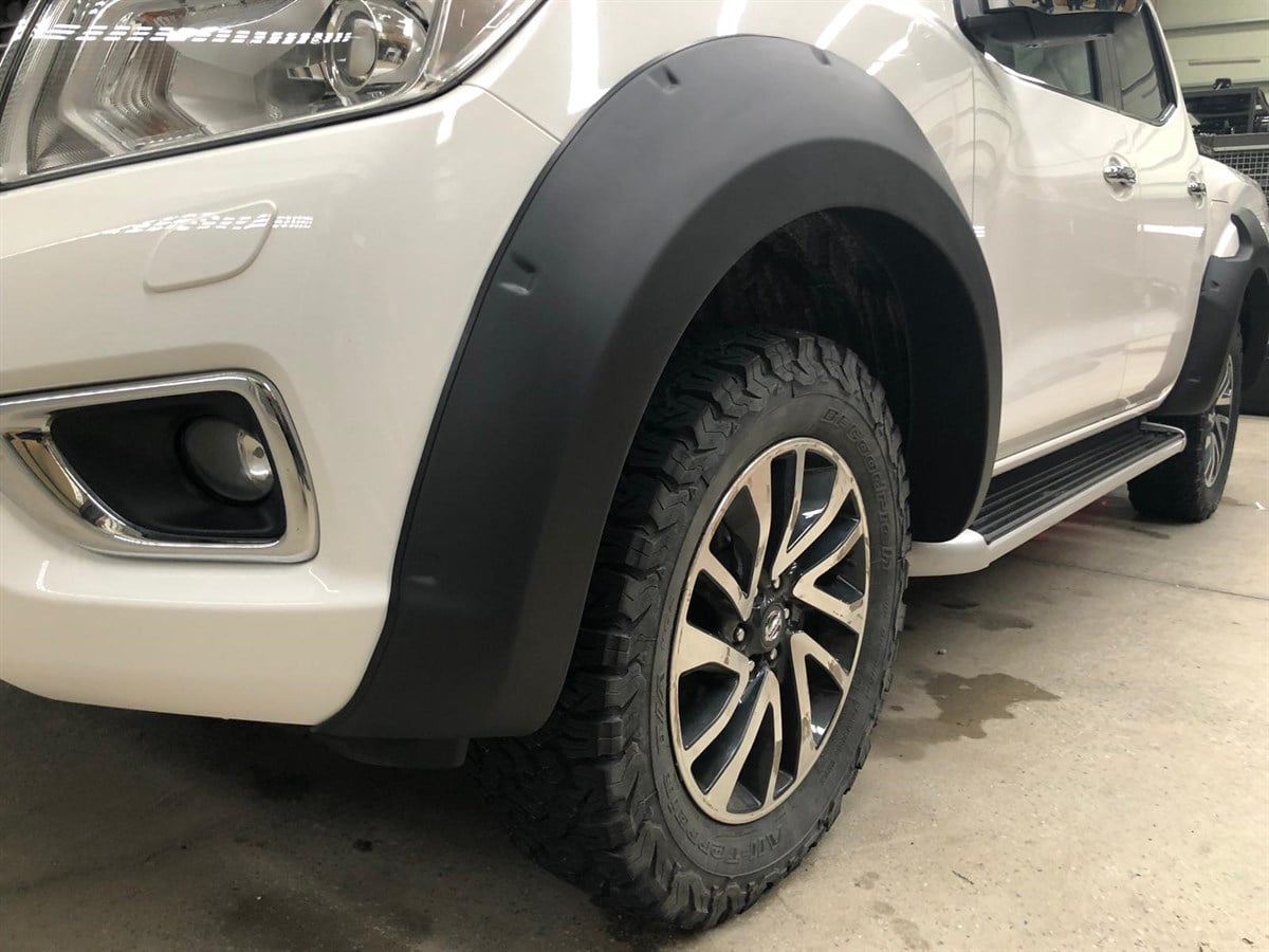 Mercedes X Class Çamurluk Kaplama Dodik Civatasız