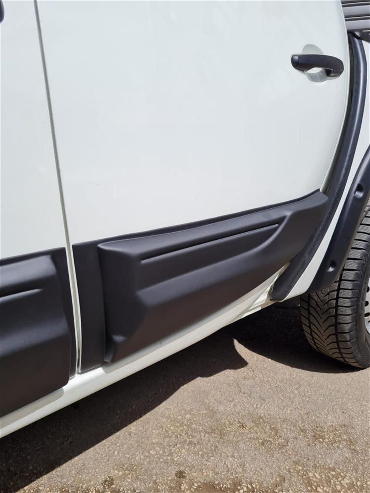 Mitsubishi L200 Kapı Kaplama Seti 2009-2014