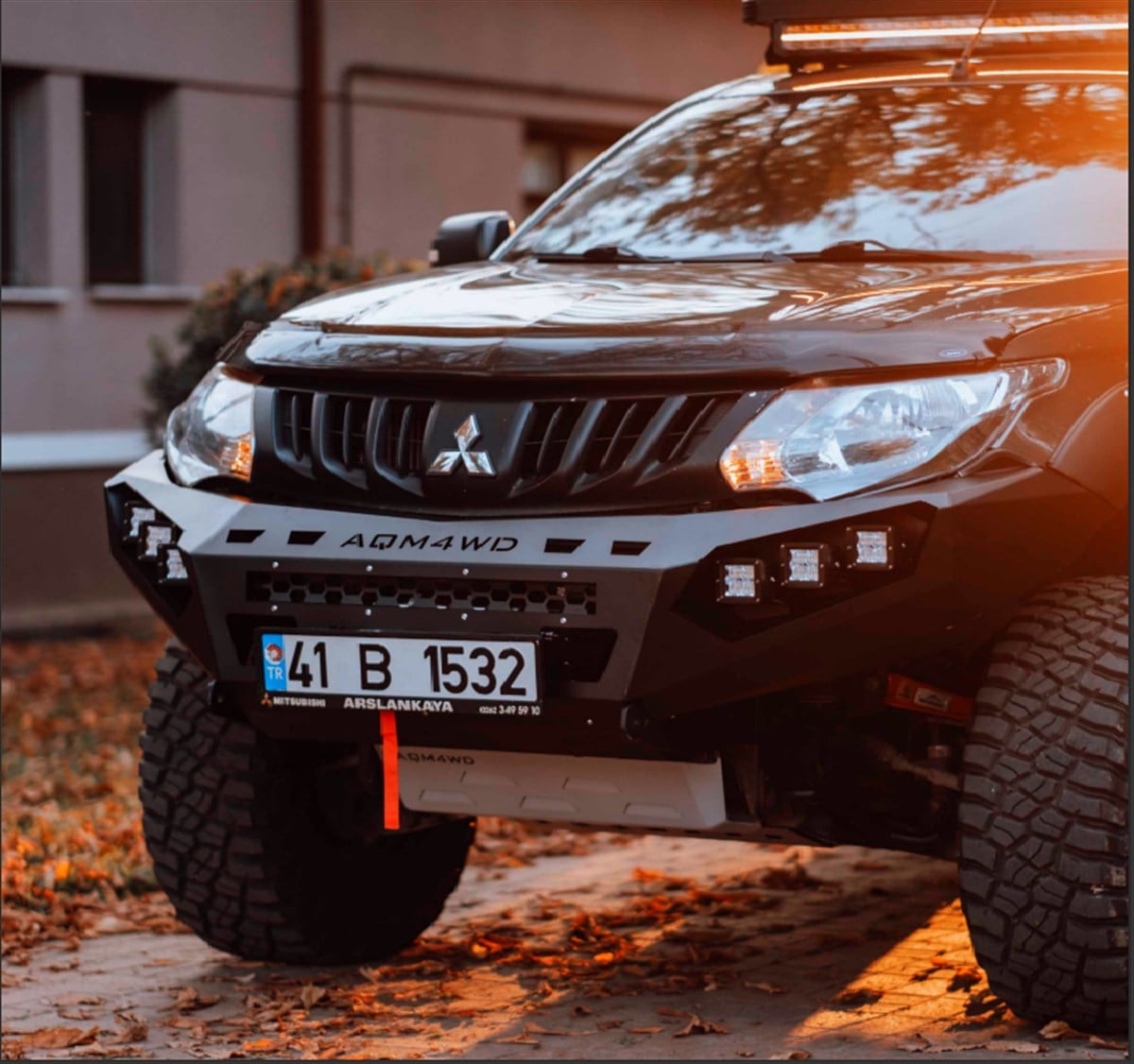 Mitsubishi L200 Ön Demir Tampon (AQM-M50)