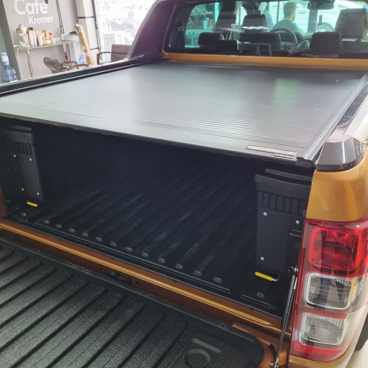 Nissan Navara NP300 Sürgülü Kapak Retrax Navara Bagaj Kapama
