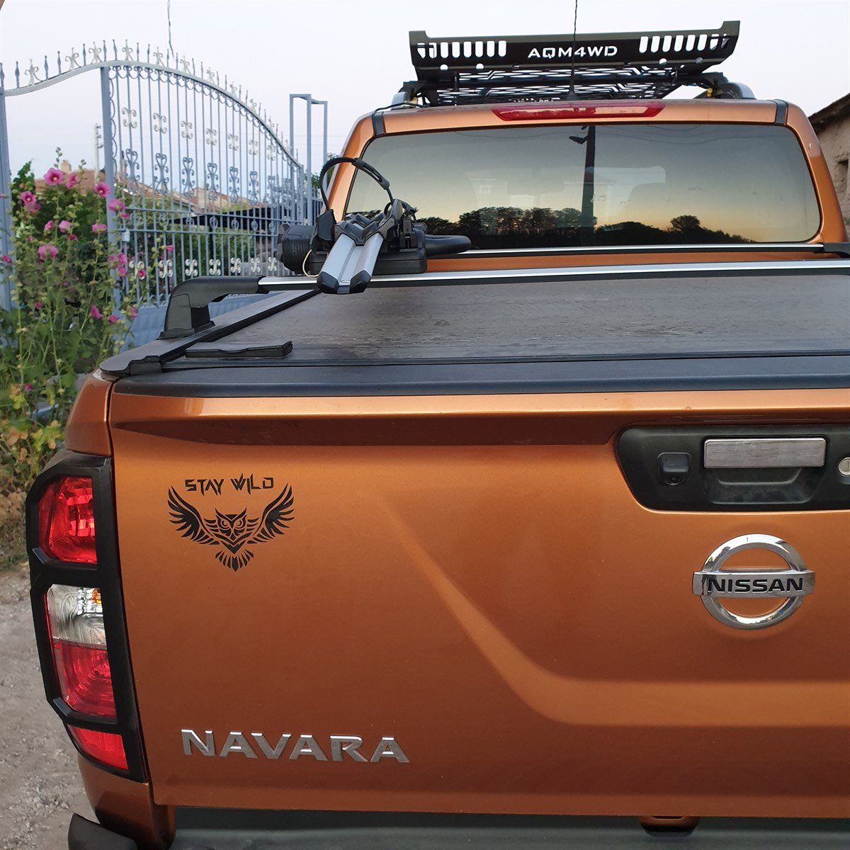 Nissan Navara Tavan Çıtası Rayı Lüks Falcon Serisi Siyah Gri