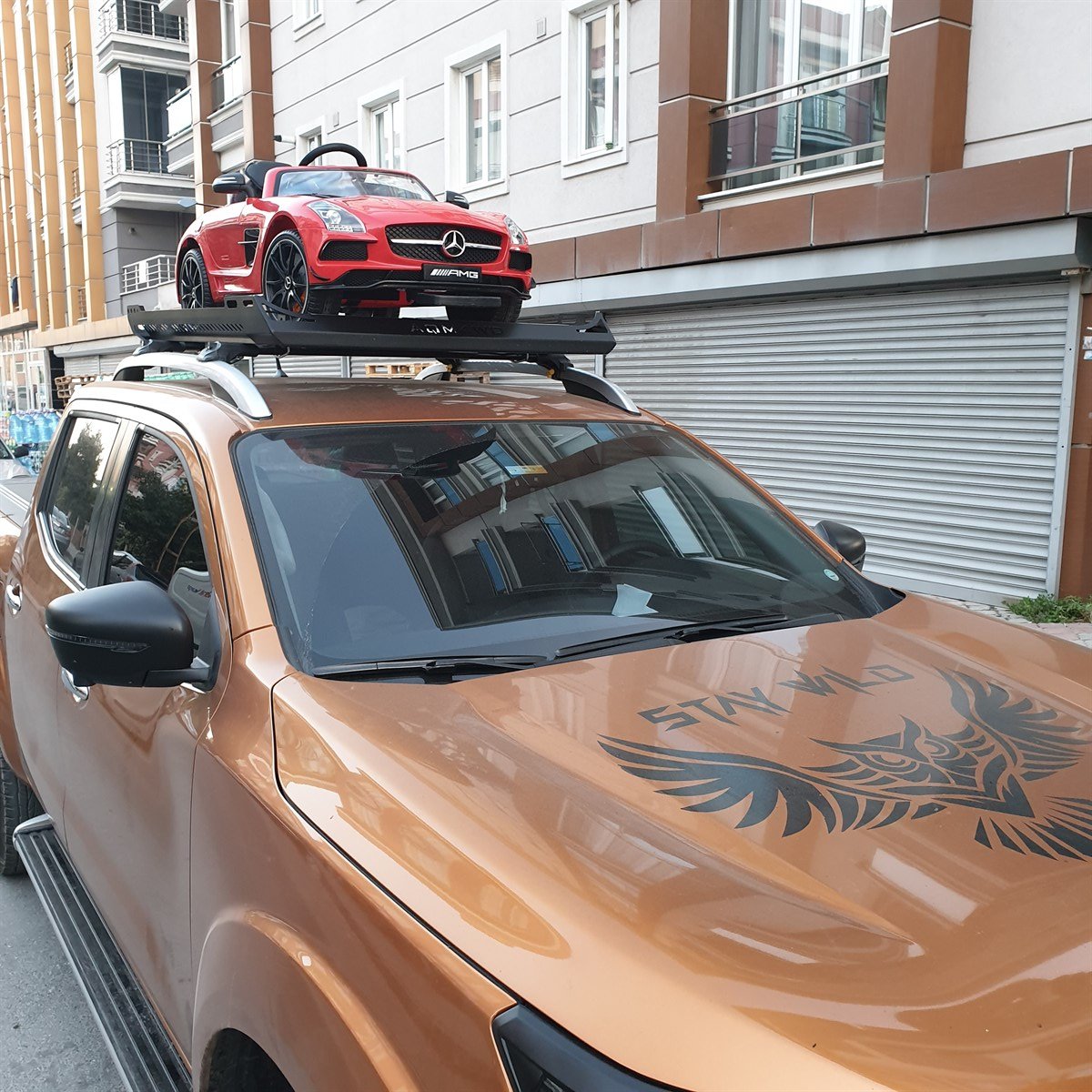 Nissan Navara Tavan Çıtası Rayı Lüks Falcon Serisi Siyah Gri