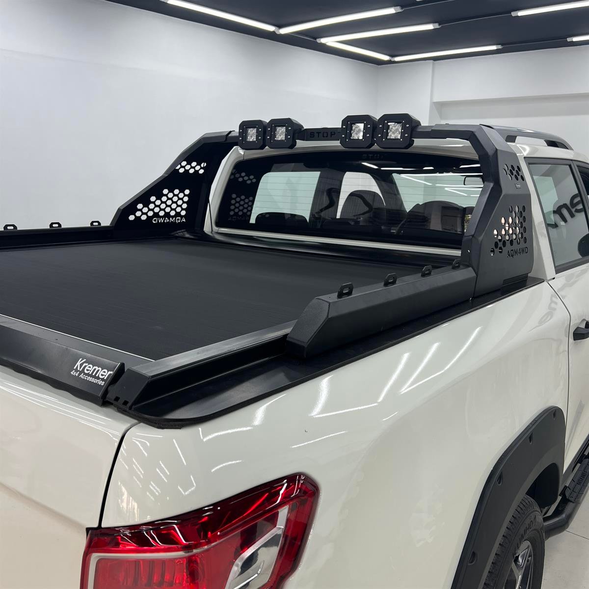 SsangYong Musso Grand Işıklı Rollbar  ( AQM- X11 )