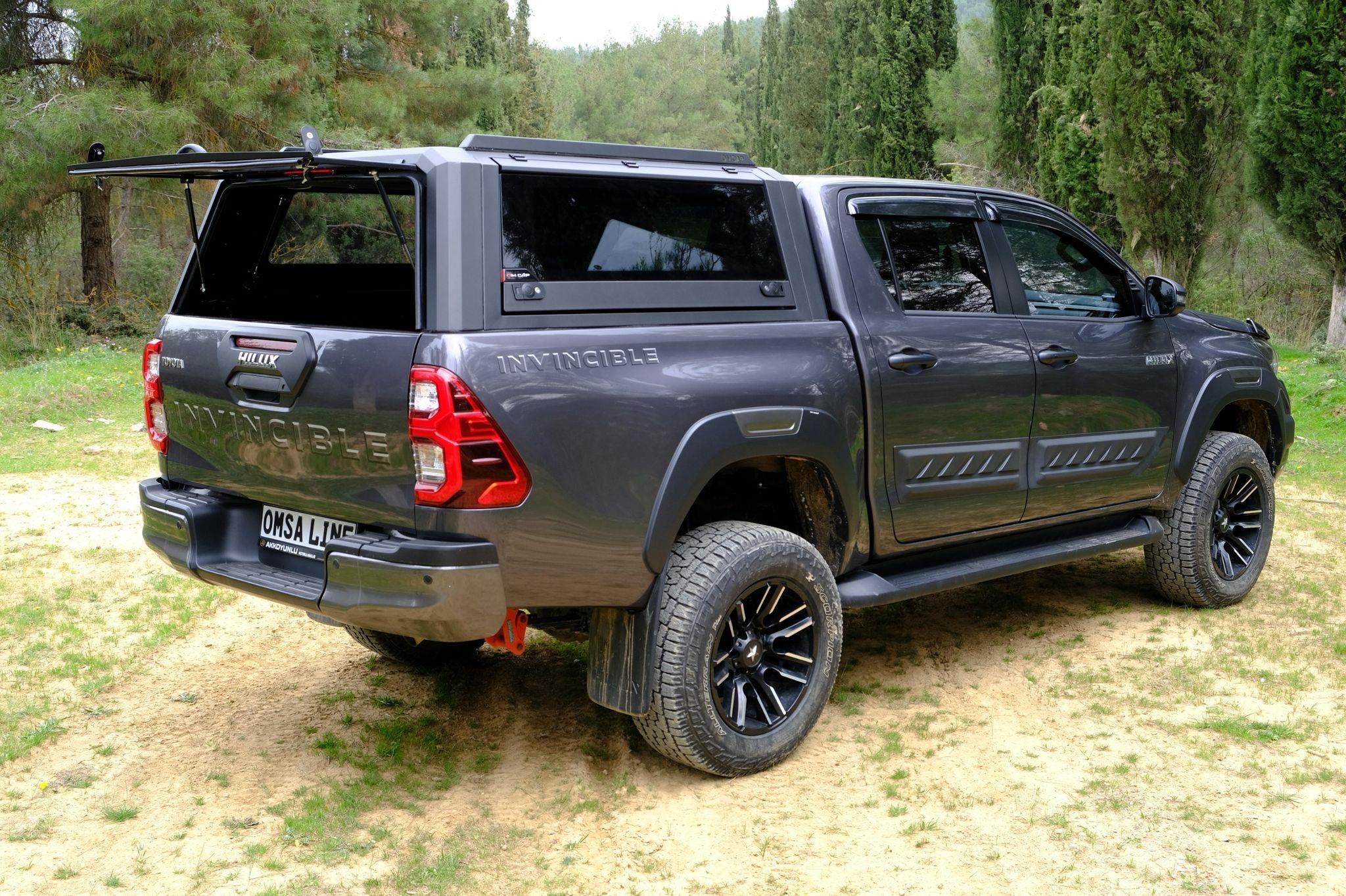 Toyota Hilux Camlı Kabin Paslanmaz Çelik