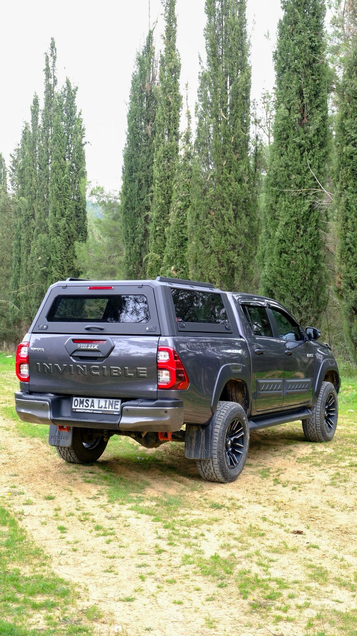 Toyota Hilux Camlı Kabin Paslanmaz Çelik