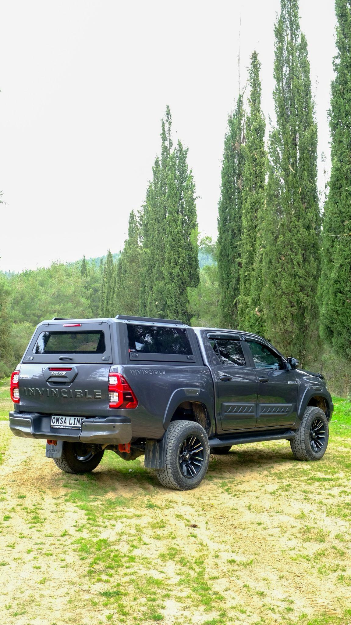 Toyota Hilux Camlı Kabin Paslanmaz Çelik