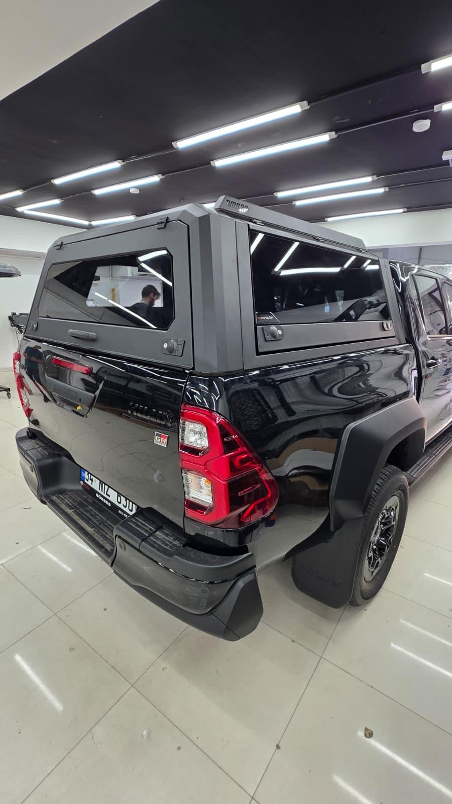 Toyota Hilux GR Sport Camlı Kabin Paslanmaz Çelik