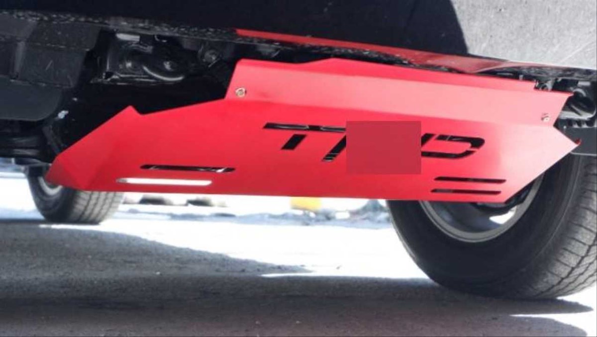 Toyota Hilux Revo ( 2016-2019) TRD Tampon Alt Koruma (Kırmızı)
