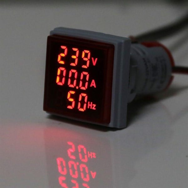 22mm Kare Voltmetre Ampermetre 60-500V 0-100A 20-75Hz Frekans Ölçer Dijital Gösterge