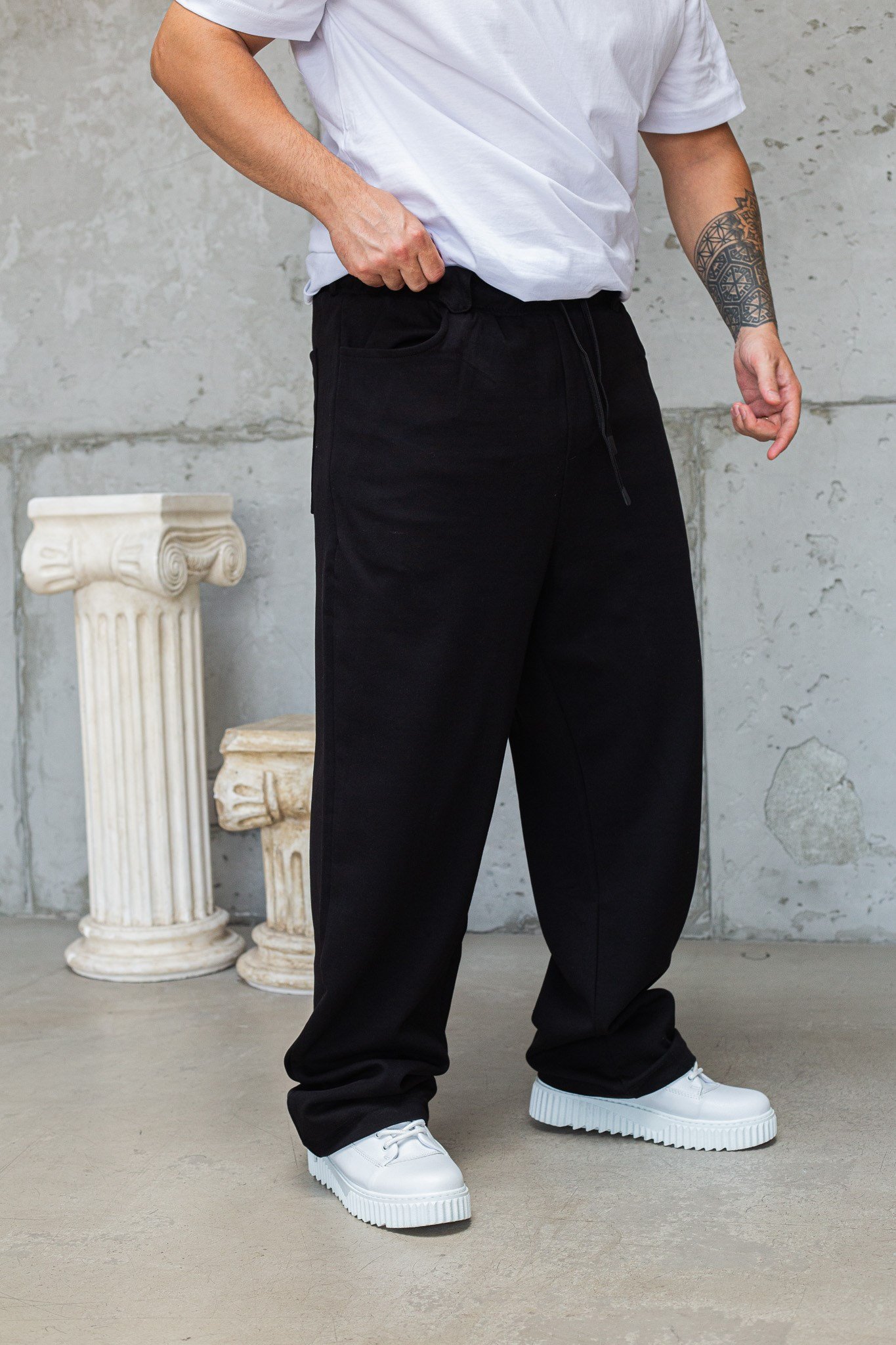 Arka Kısmı Nakış Detaylı Baggy Kalıp Esofman (JGS73)