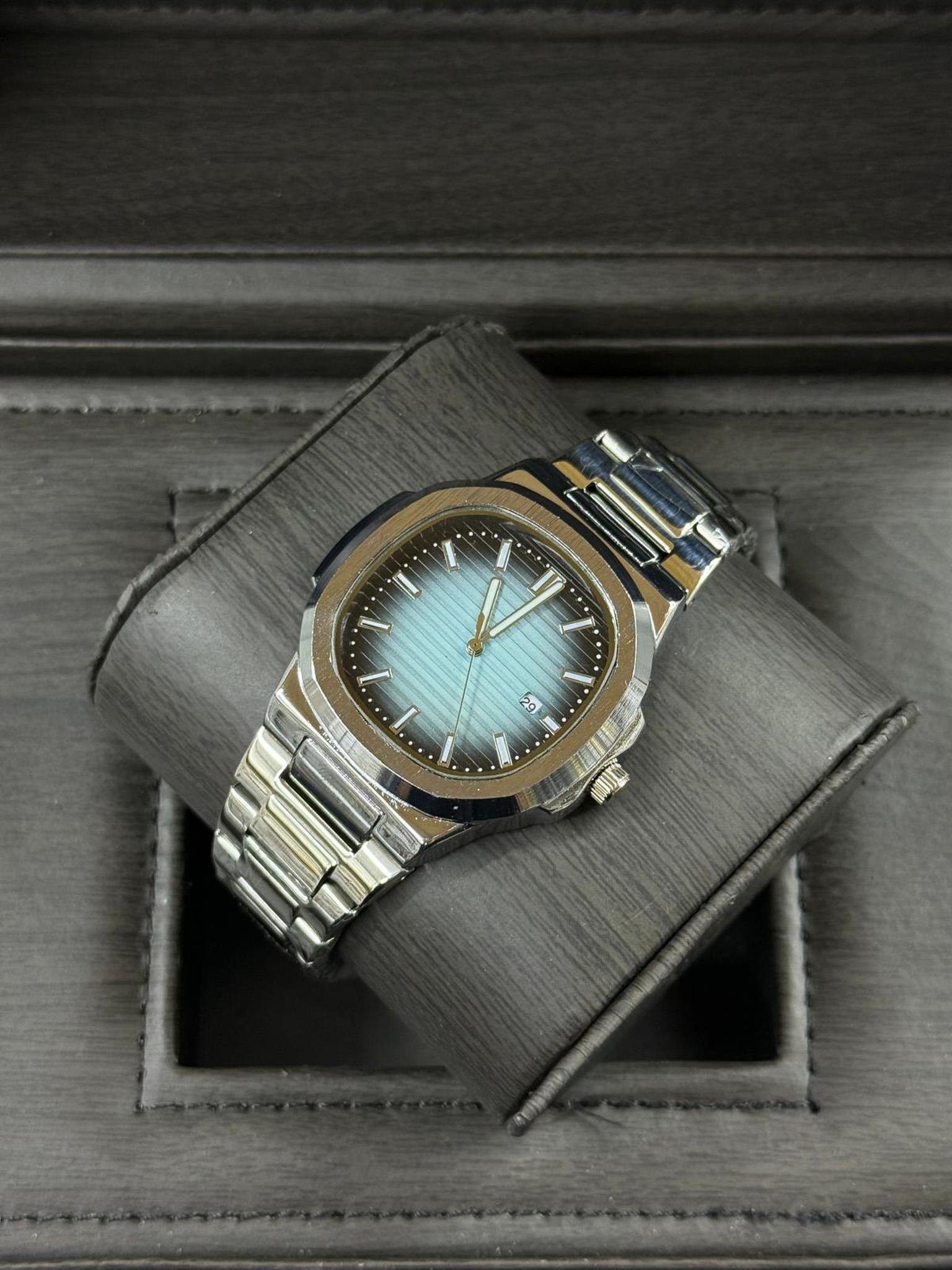 Çelik Kordon Lüks Erkek Kol Saati - Nautilus Serisi (34)