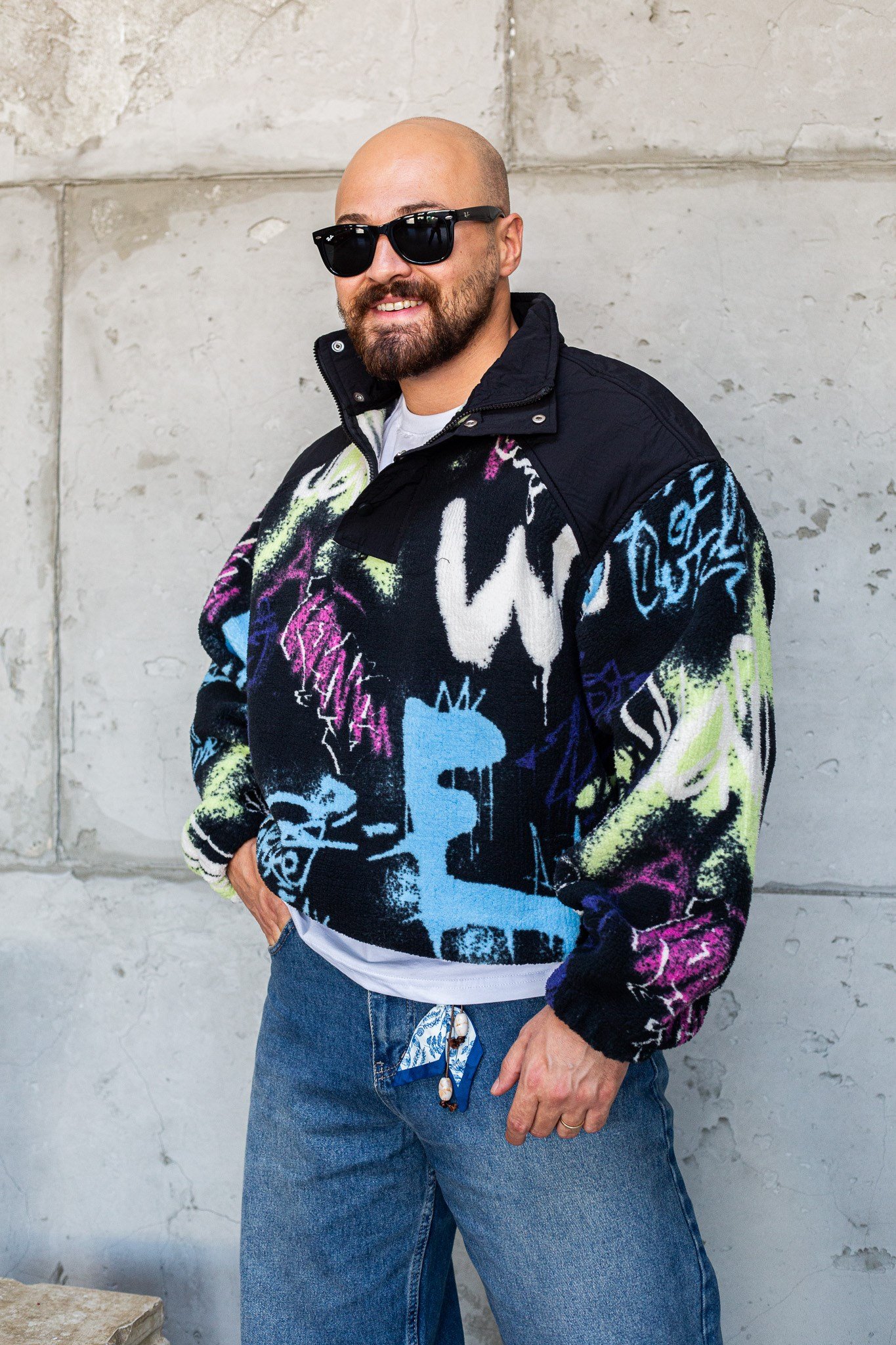Grafiti Desenli Yarım Fermuarlı Erkek Peluş Sweatshirt (SVTS99)