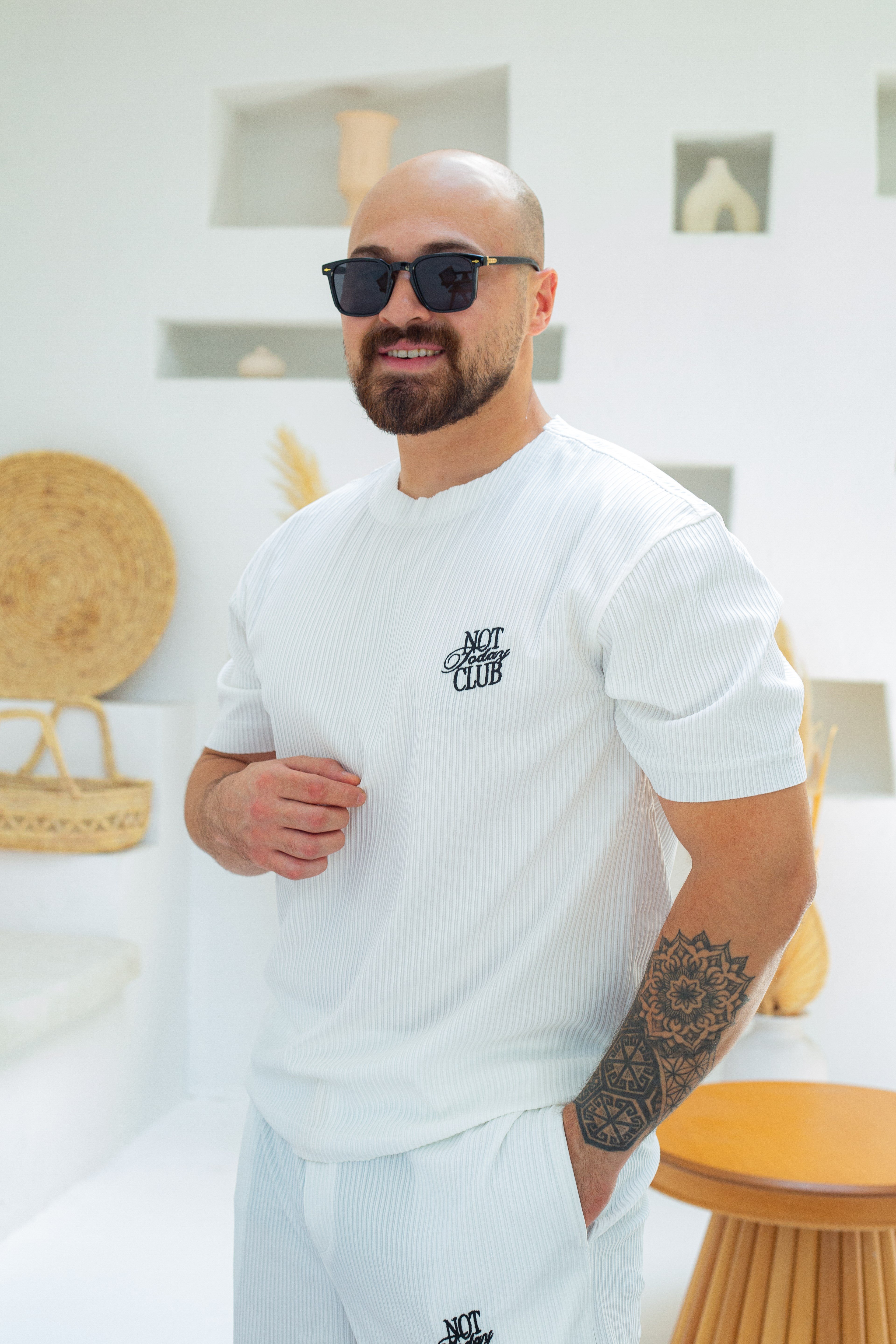 Kendinden Dokulu Nakış Detaylı Alt/Üst Takım(TKB55)
