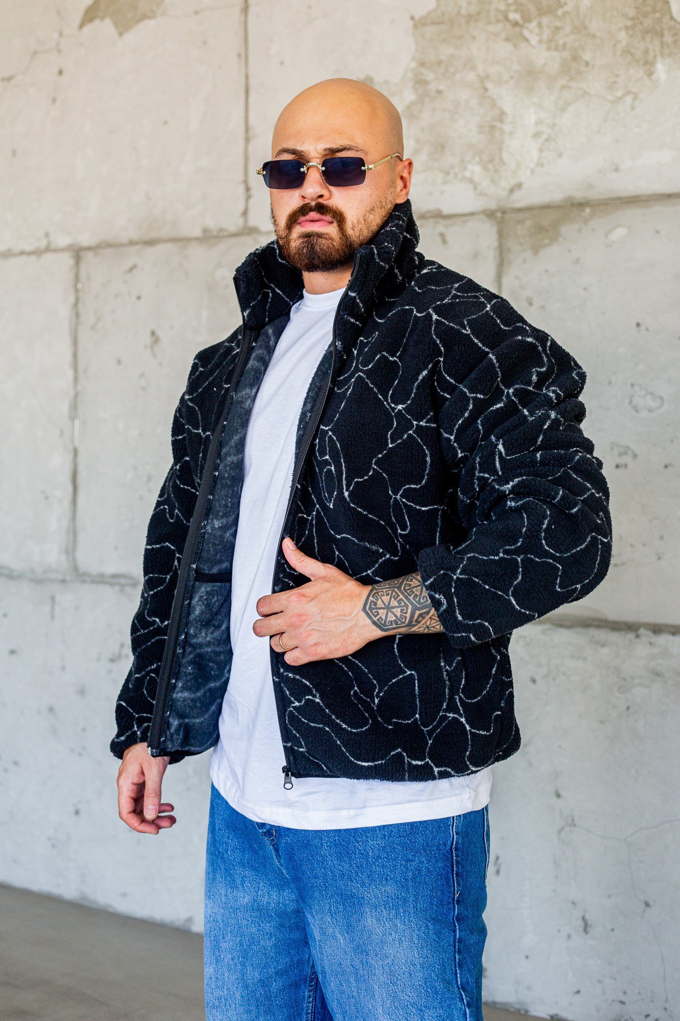 Oversize Fermuarlı Çizgi Desenli Peluş Ceket (MEVB78)