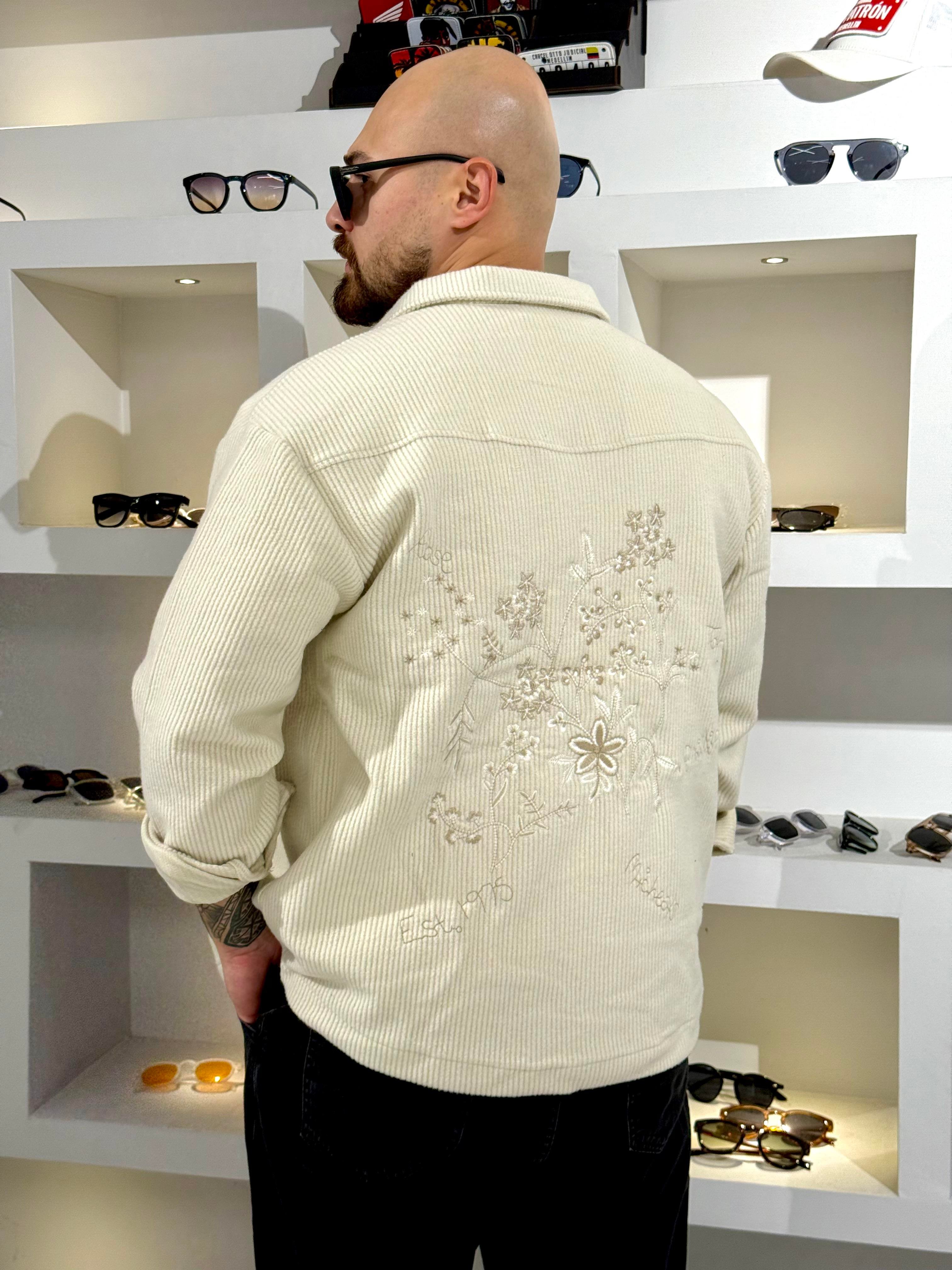 Oversize Sırtı Nakışlı Yumuşak Dokulu Gömlek (GMKR54)