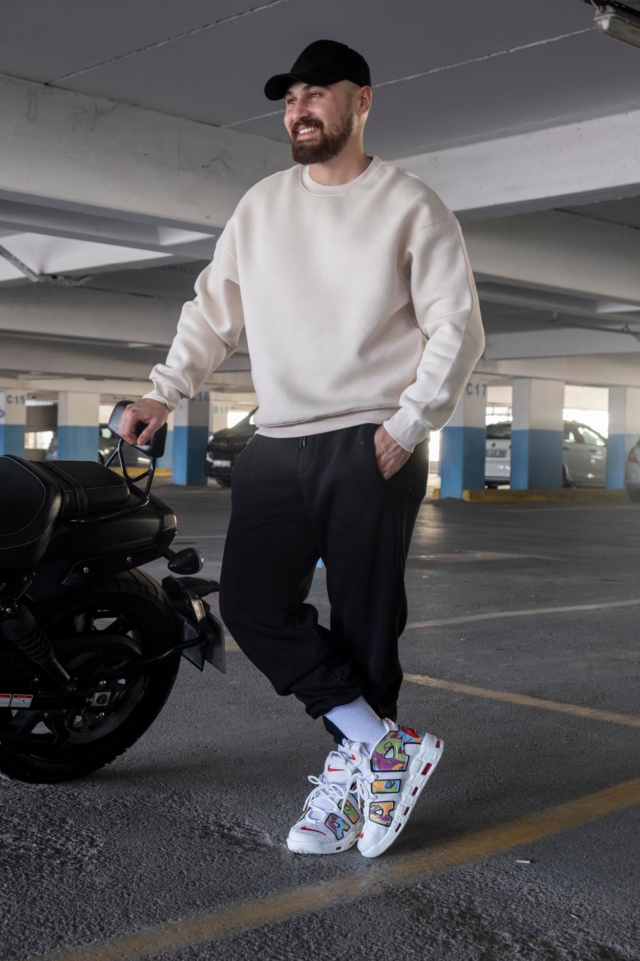 Rahat Kalıp Basic Sweatshirt (SVTK02)