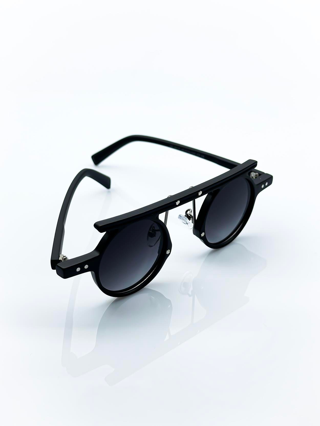 UV-400 Korumalı Güneş Gözlüğü (PRAG)