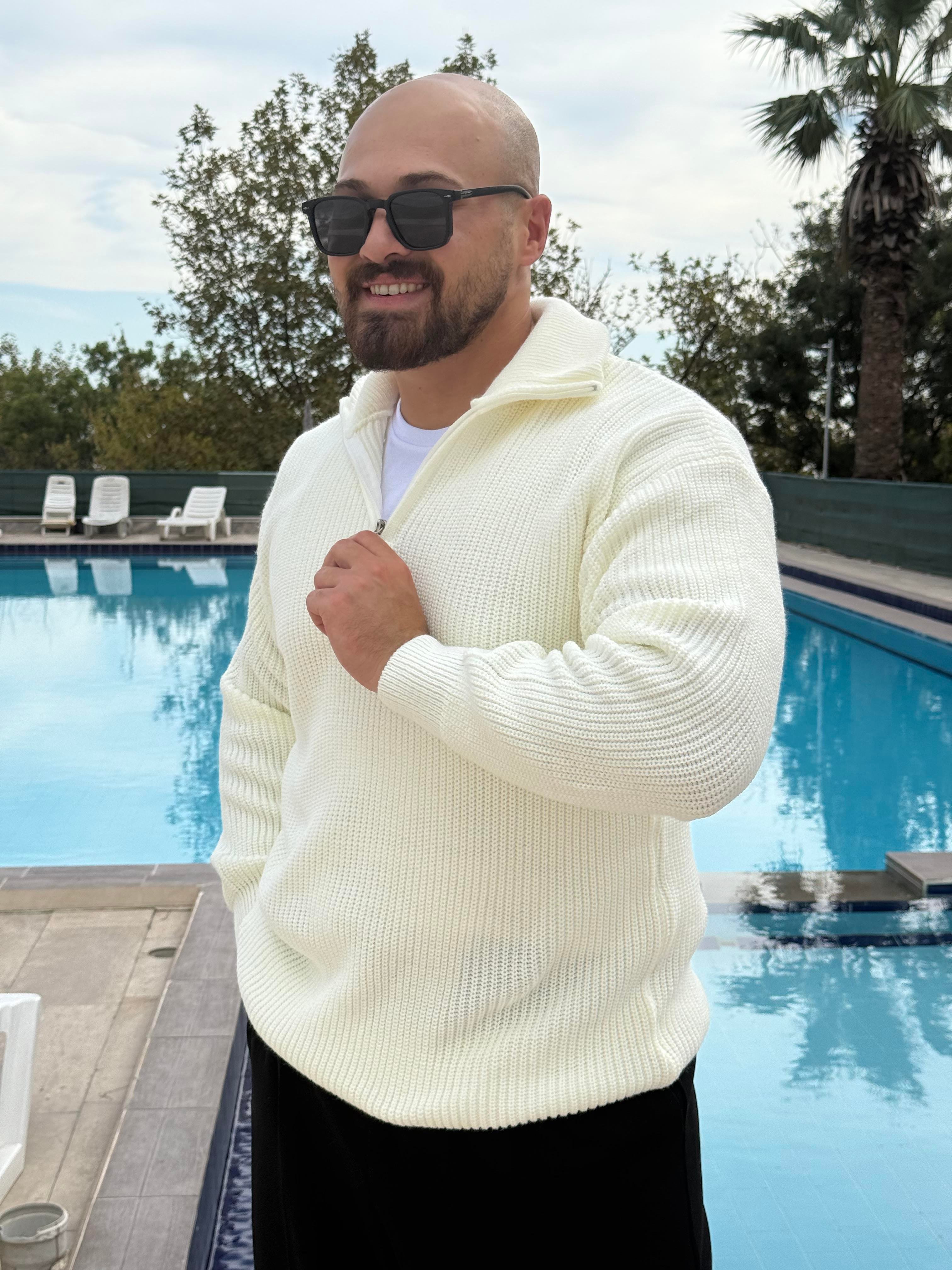 Yarım Fermuarlı Oversize Örme Kazak (SVTB48)