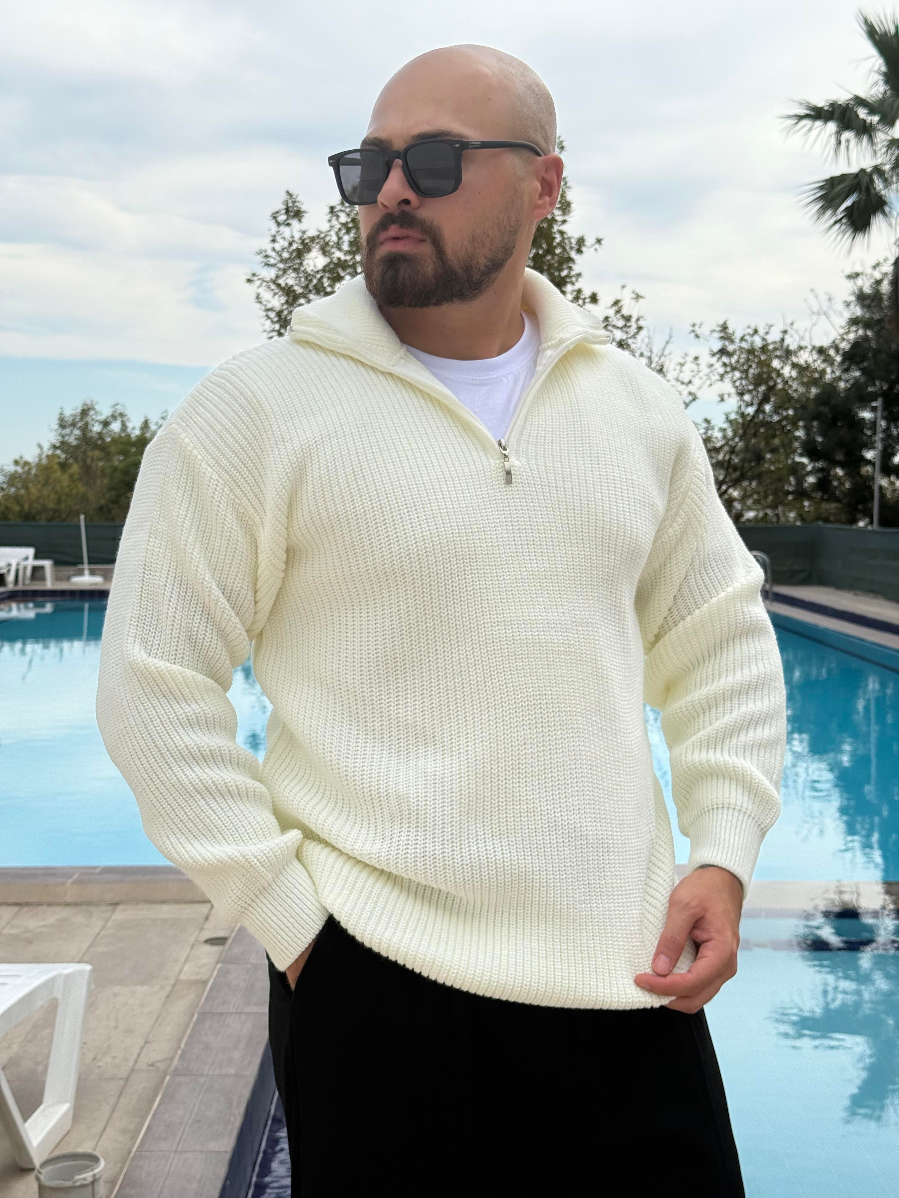 Yarım Fermuarlı Oversize Örme Kazak (SVTB48)