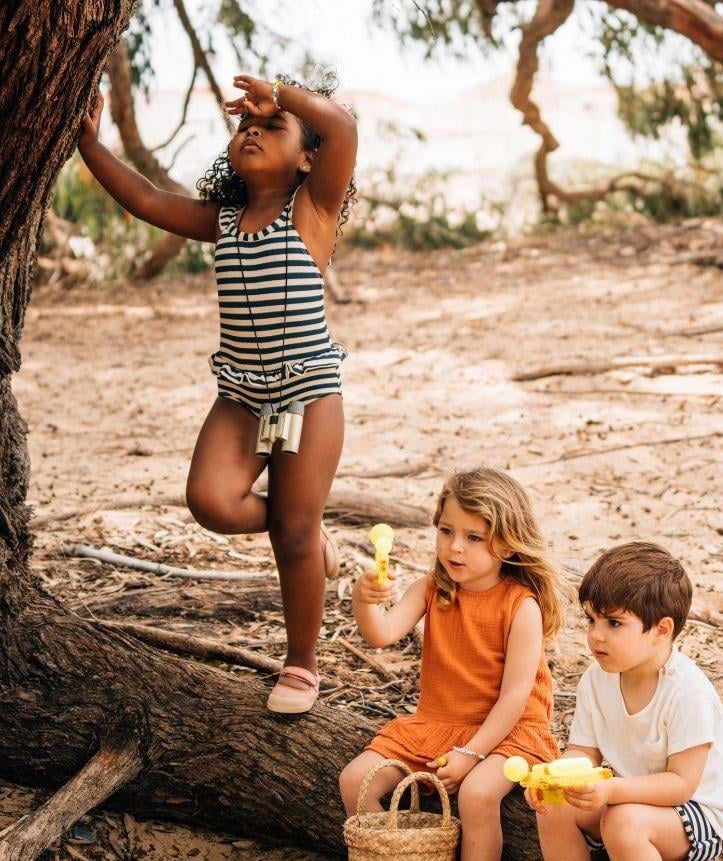 Igor Lona Mercedes Nuevo Rosa/ Pembe