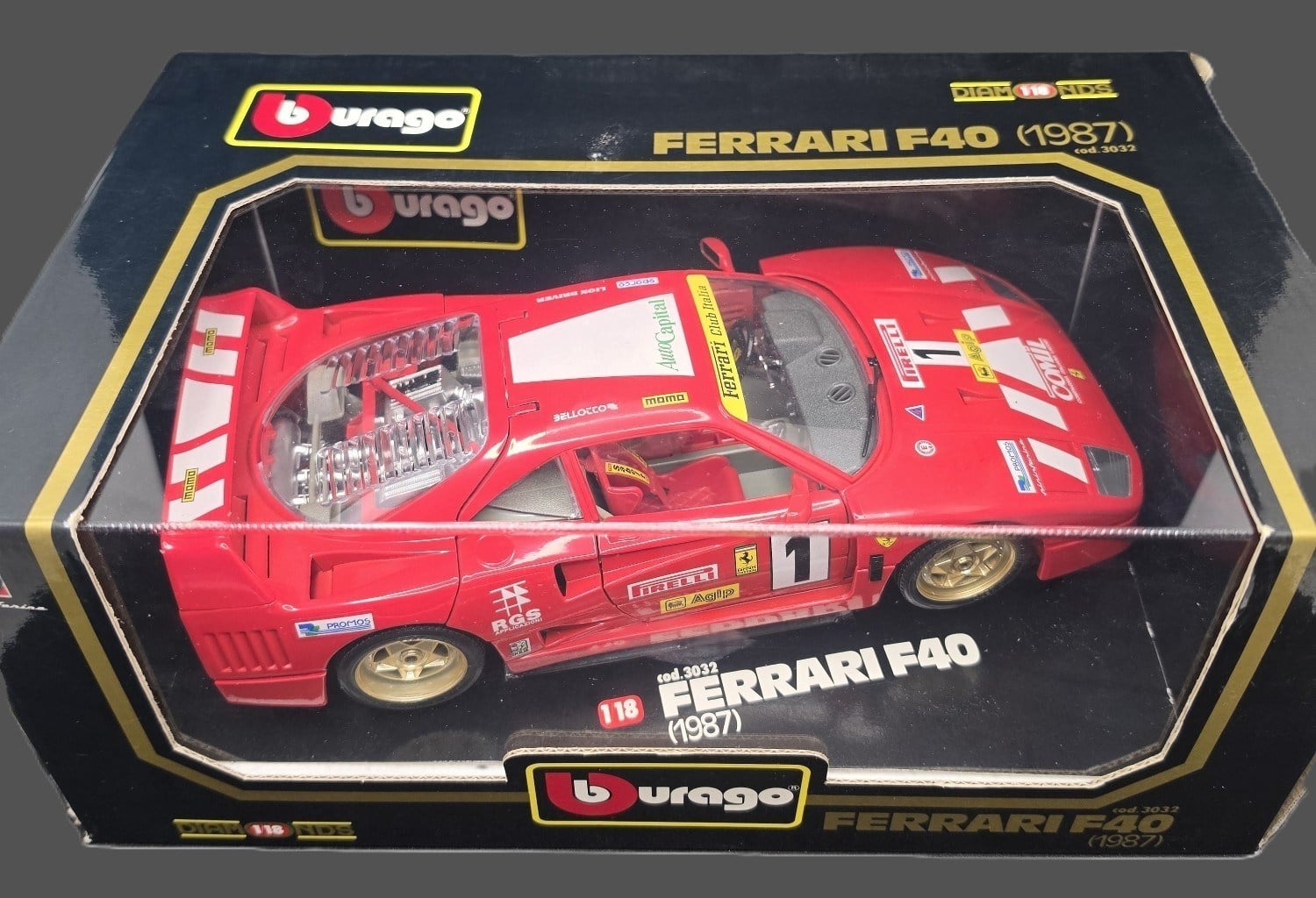 DiecastBburago 1:18 Ferrari F40 (1987) Racing Edition #1 - Kutulu (Cod. 3032 Made in Italy)