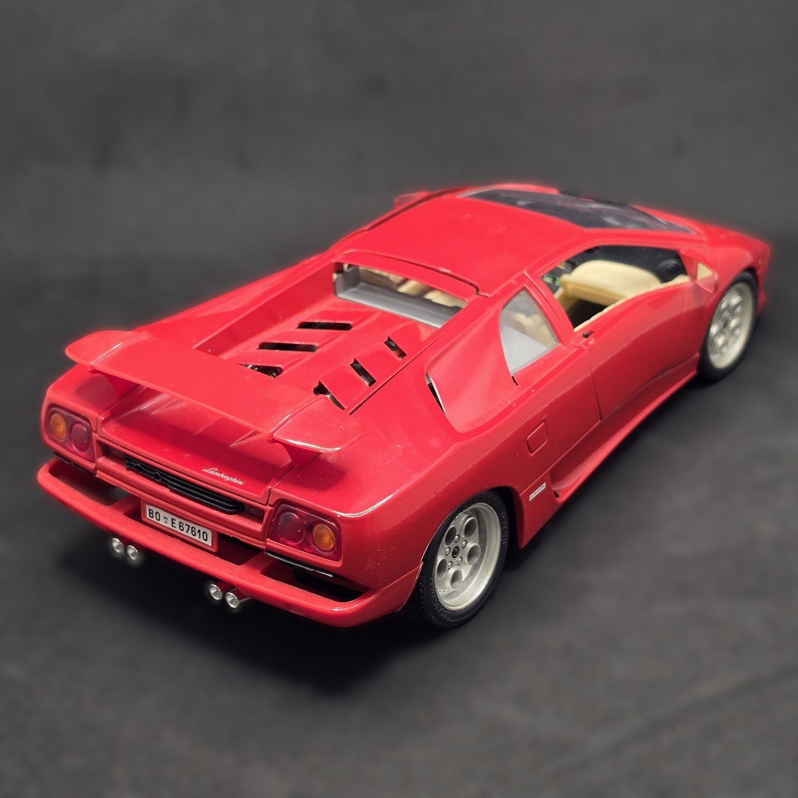 DiecastBburago 1:18 Lamborghini Diablo (1990) Made in Italy (Vintage Diecast)