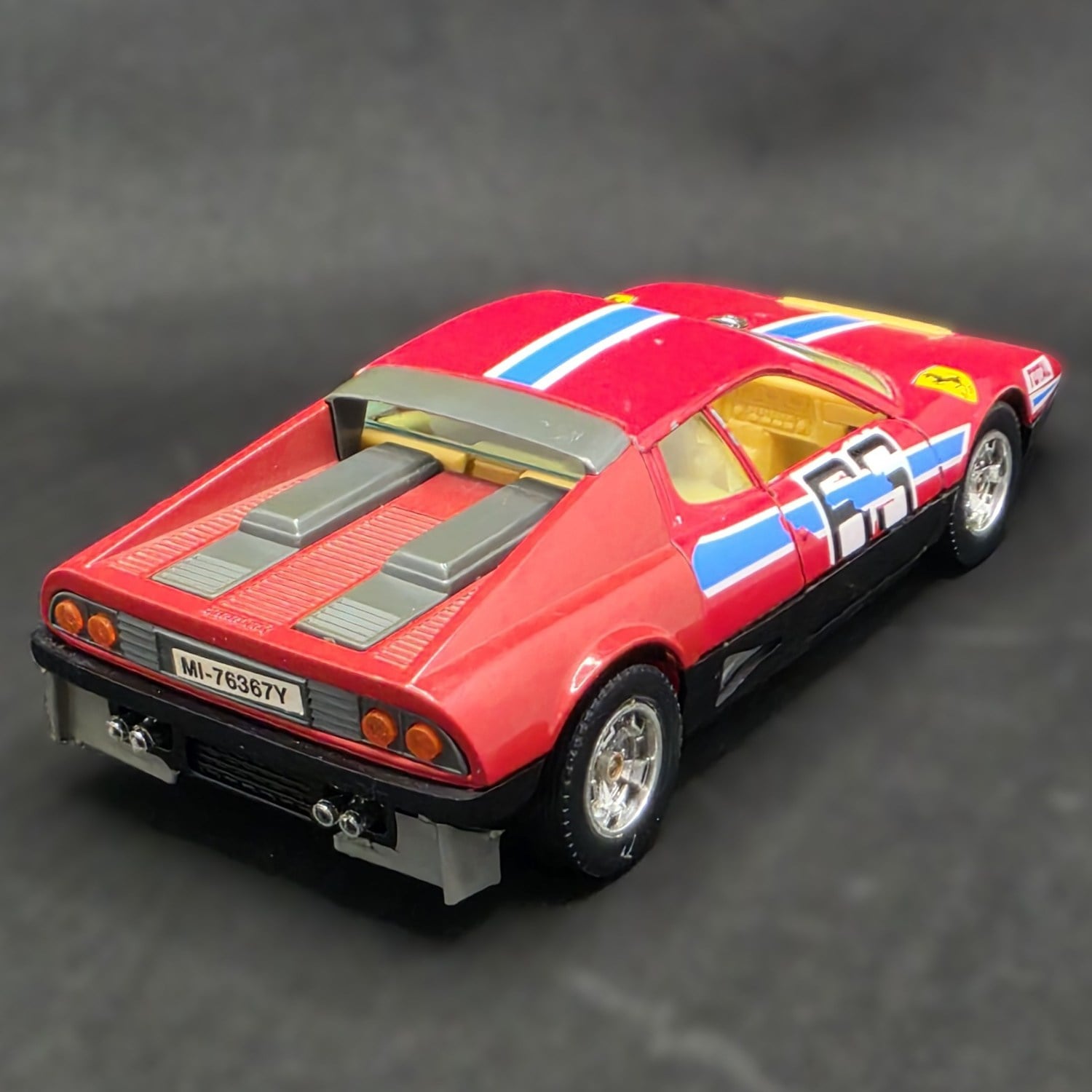 DiecastBburago 1:24 Ferrari BB 512 Racing Edition Made in Italy (Vintage Diecast)