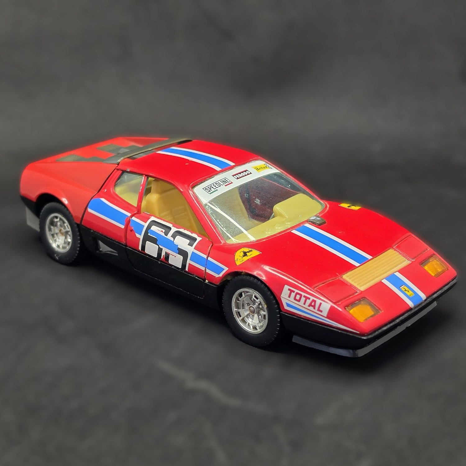 DiecastBburago 1:24 Ferrari BB 512 Racing Edition Made in Italy (Vintage Diecast)