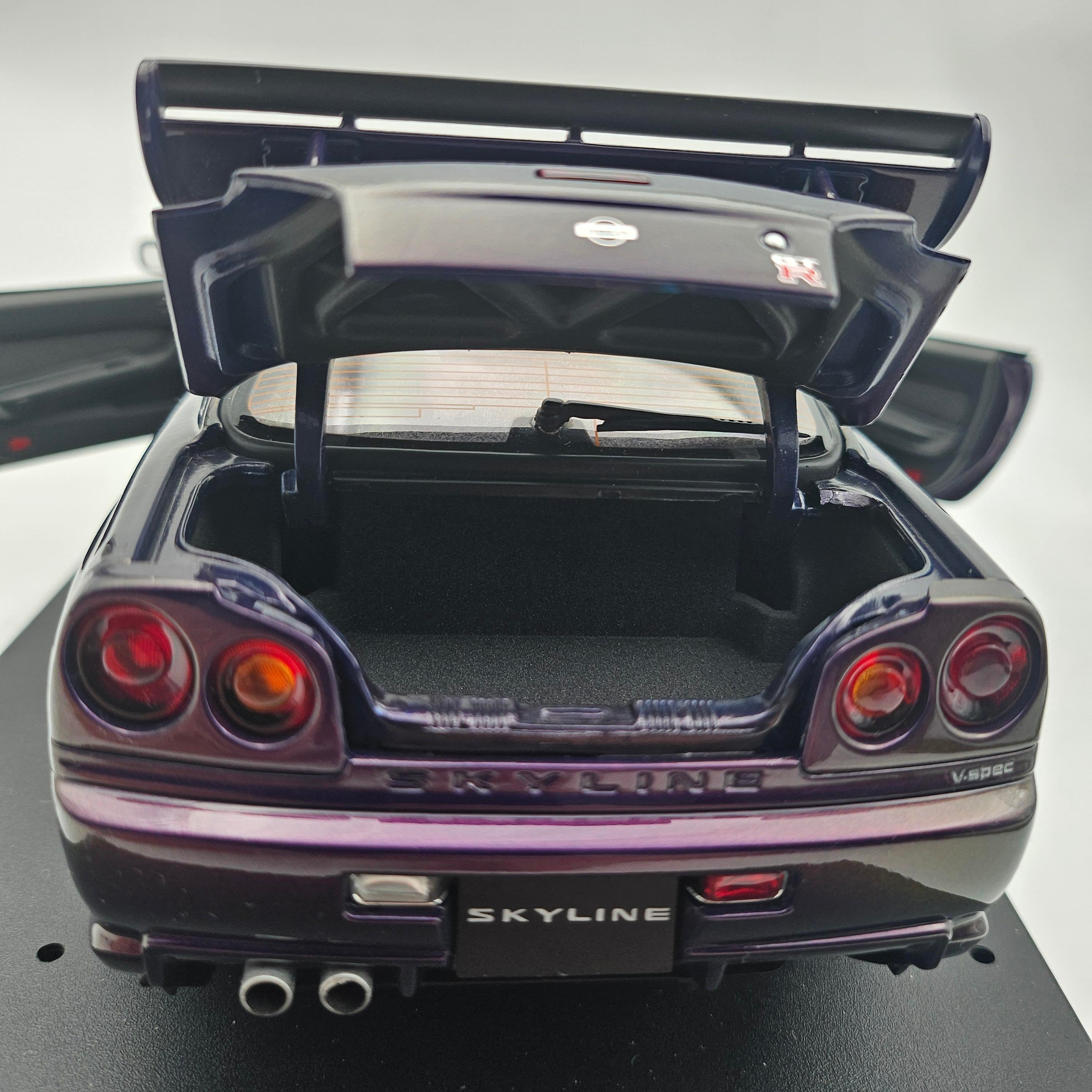 hpi.racingAUTOart - Nissan Skyline R34 GT-R 1999 Midnight Purple 1/18