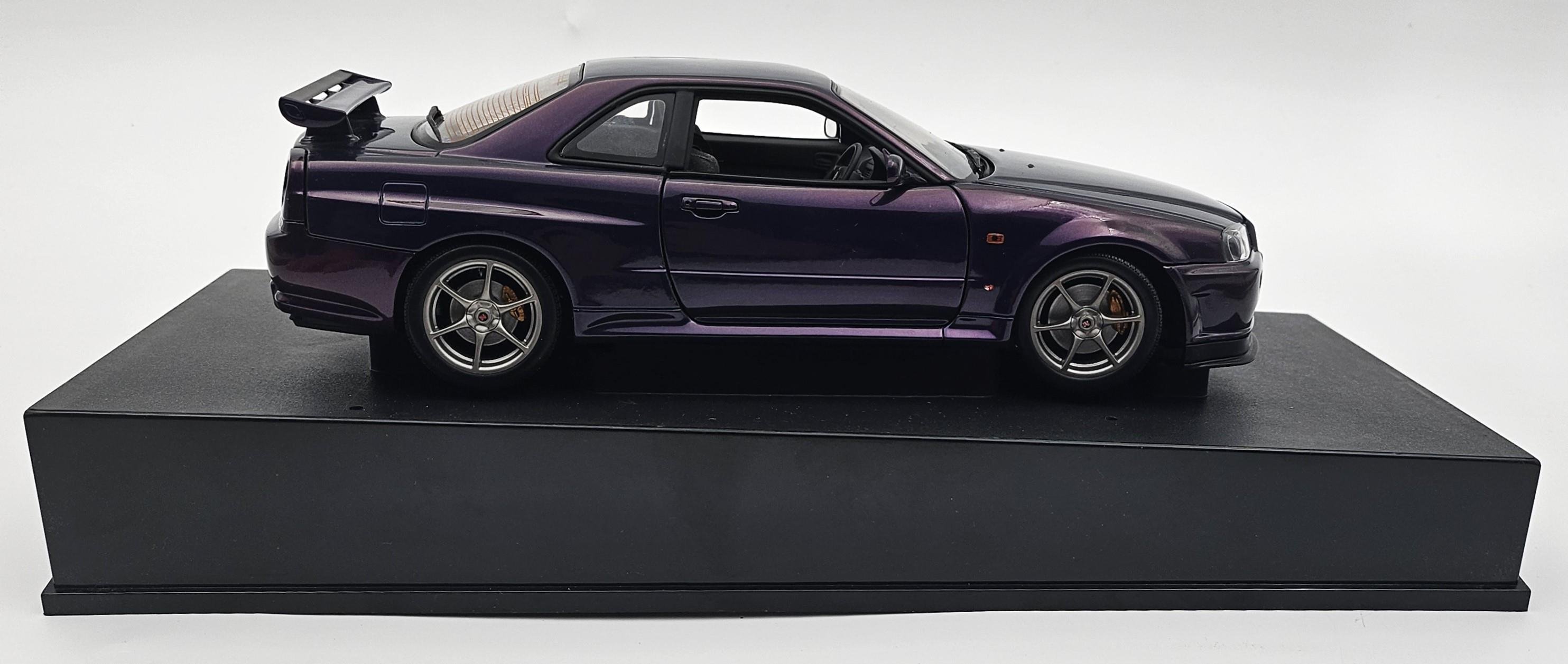 hpi.racingAUTOart - Nissan Skyline R34 GT-R 1999 Midnight Purple 1/18
