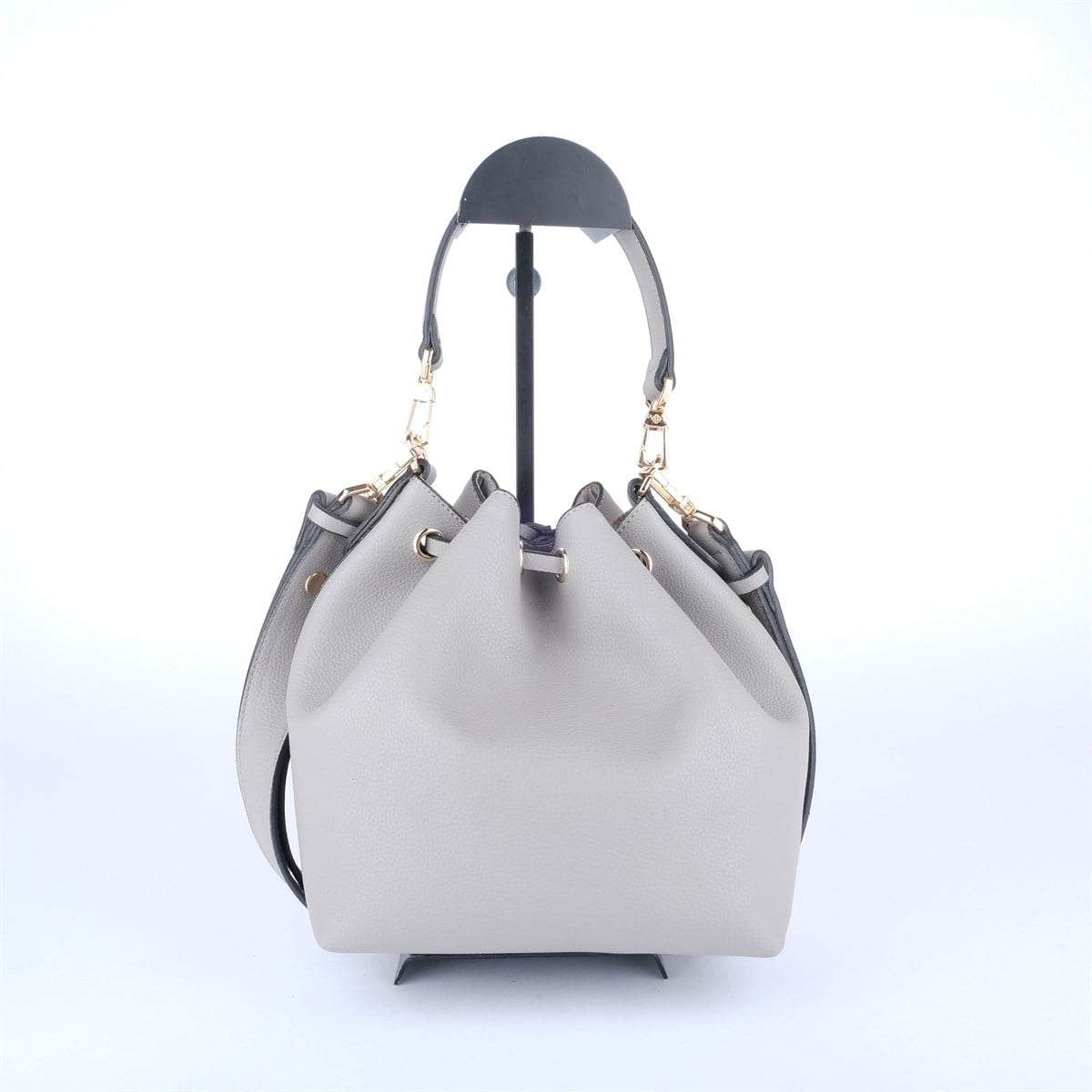 7102 LR Bucket Bag 