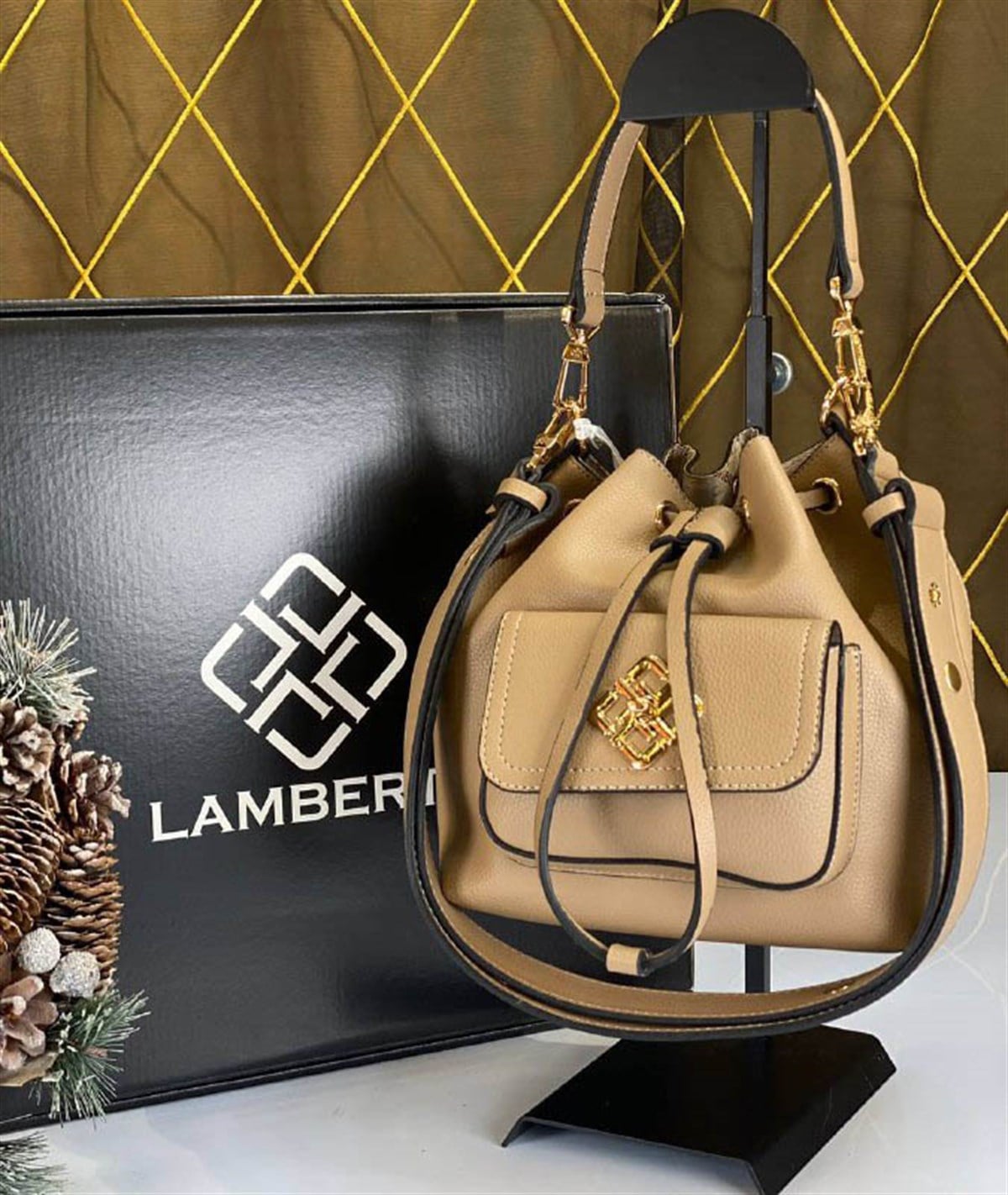 7102 LR Bucket Bag 