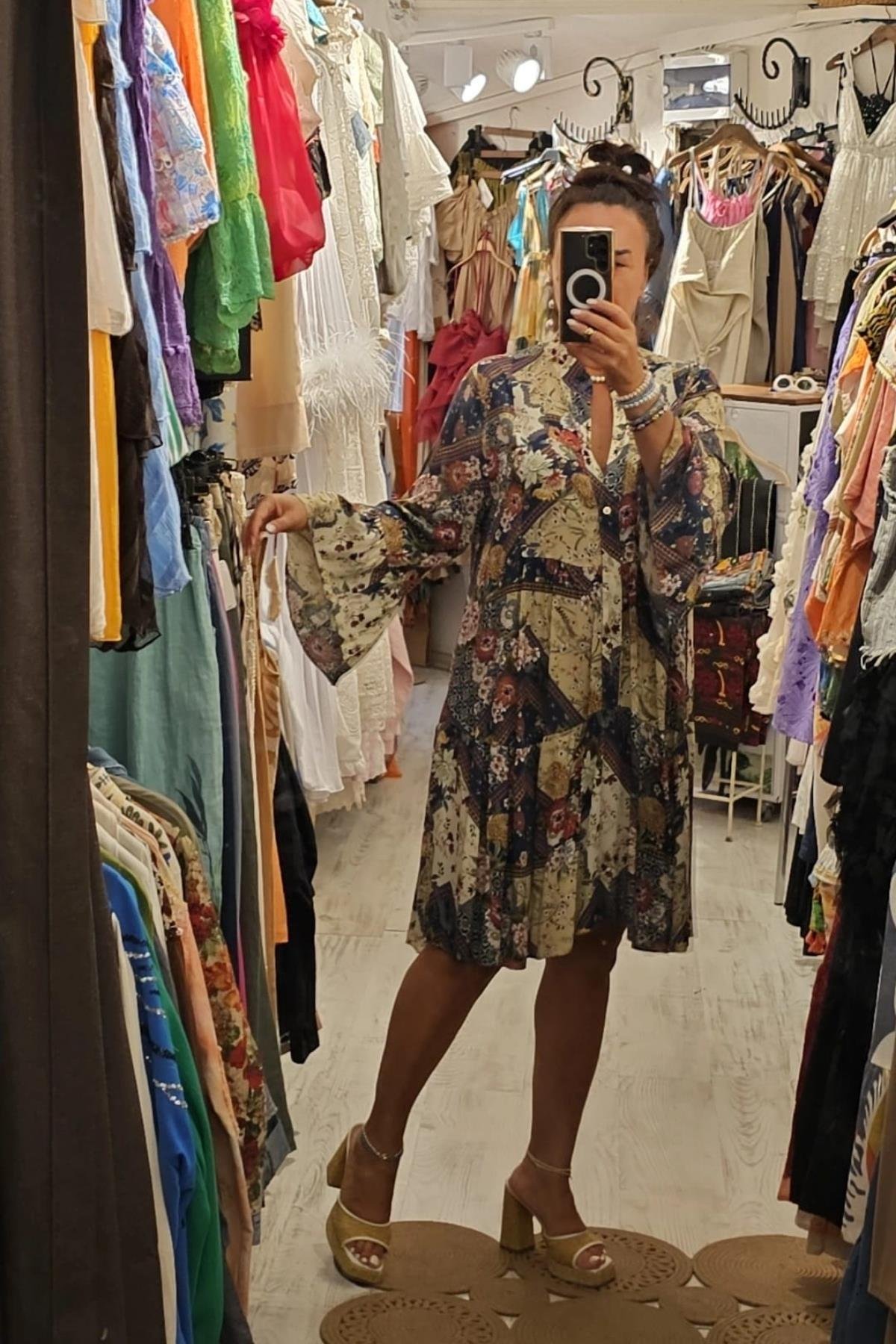 Bohem Tarzı Uzun Kol Salaş Elbise Renkli