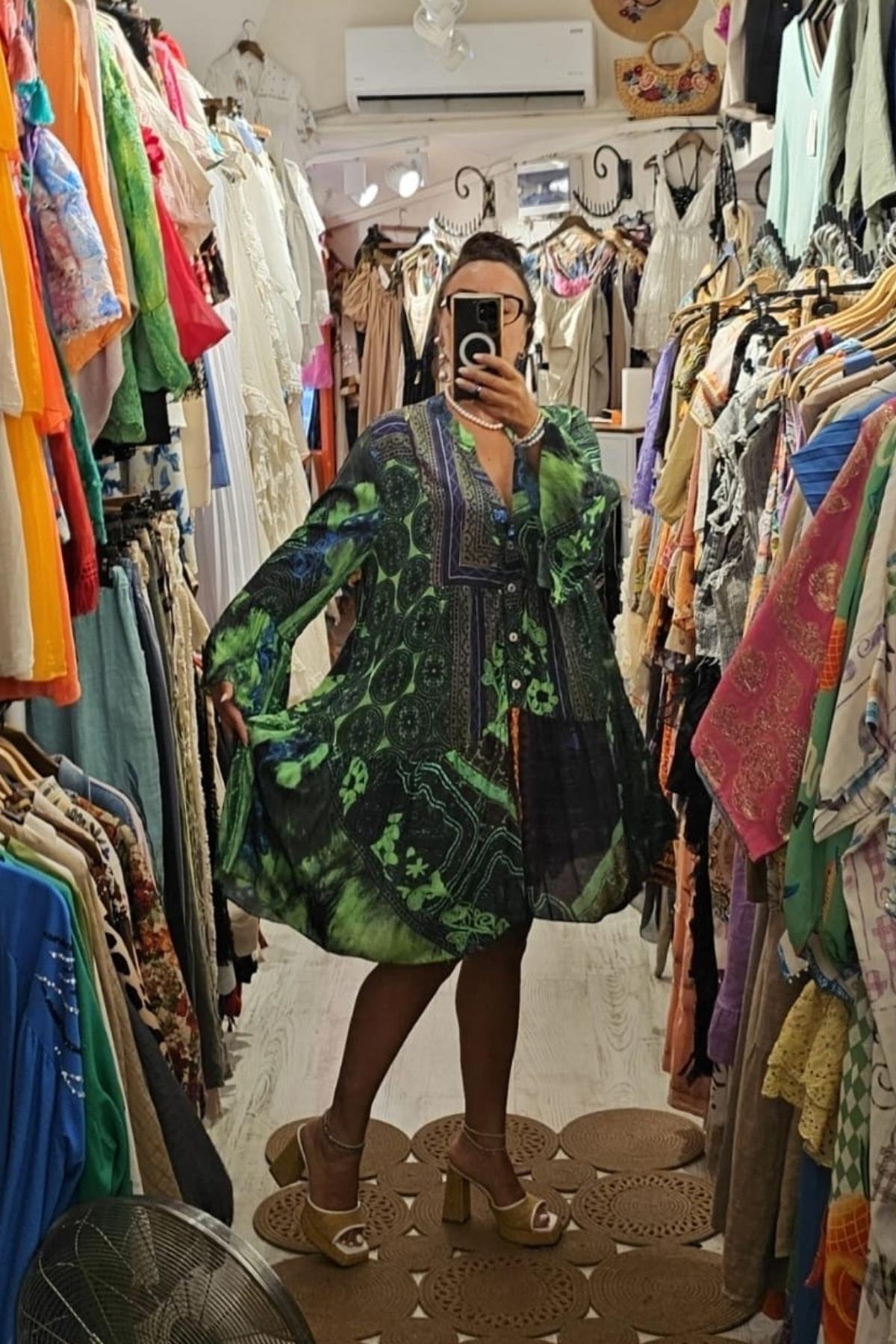 Bohem Tarzı Yarım İspanyol Kol Önden Düğmeli Salaş Elbise Renkli