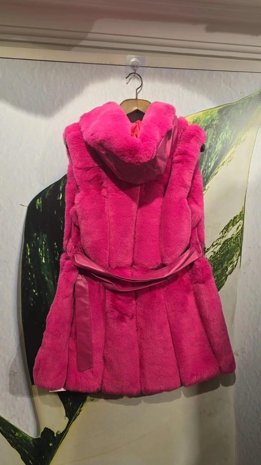 İtalyan imitasyon kürk içi astarlı kapişonlu