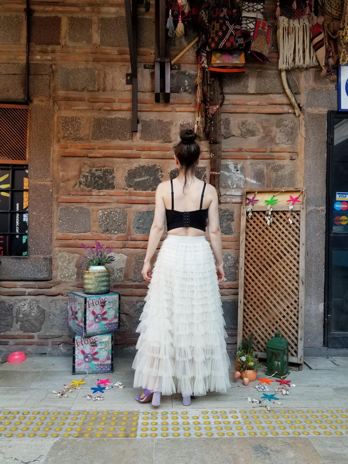 İTALYAN TÜL ETEK EKRU