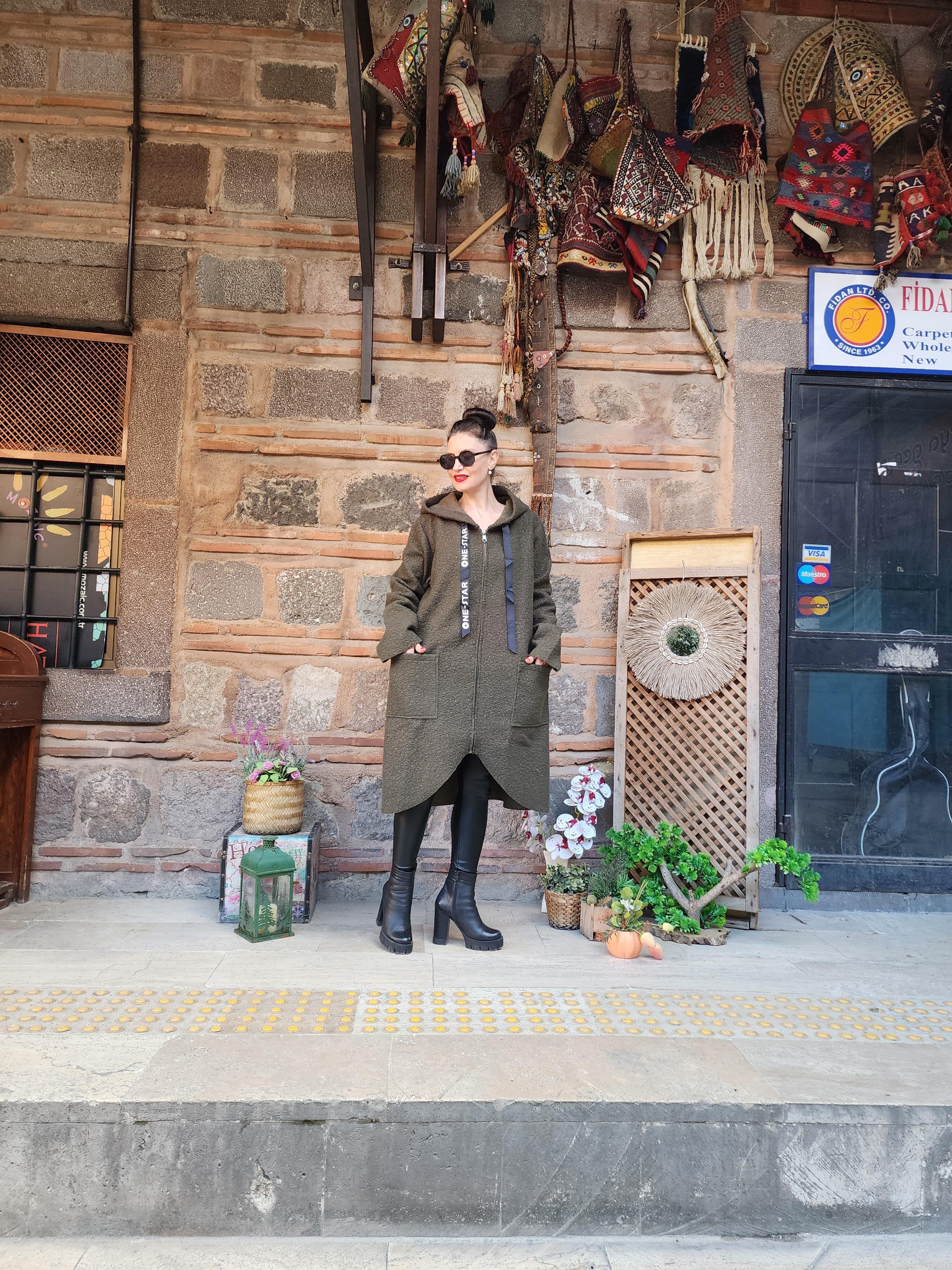 İtalyan Yün Buklet Kapişonlu Cepli Kaban Haki