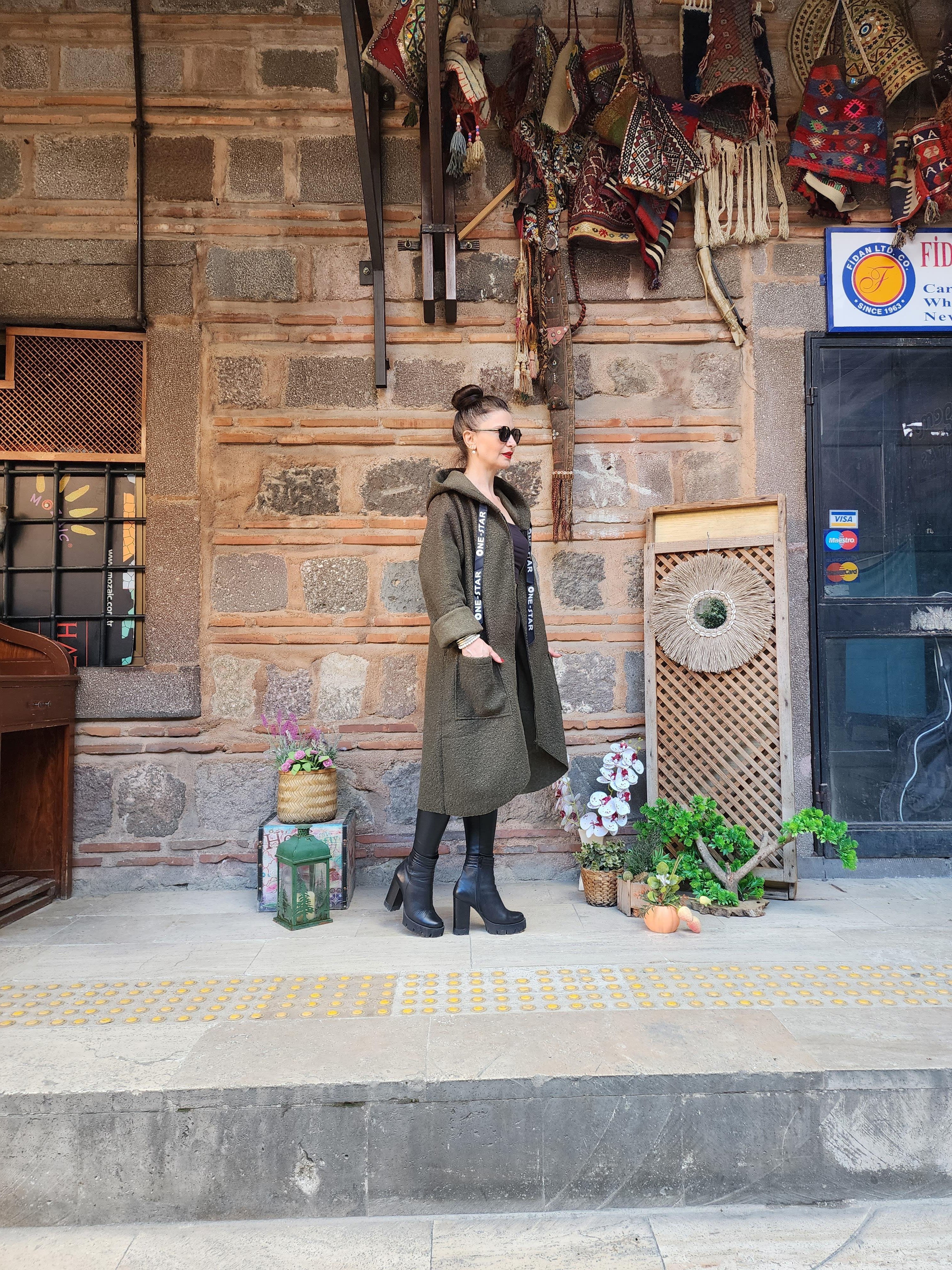 İtalyan Yün Buklet Kapişonlu Cepli Kaban Haki