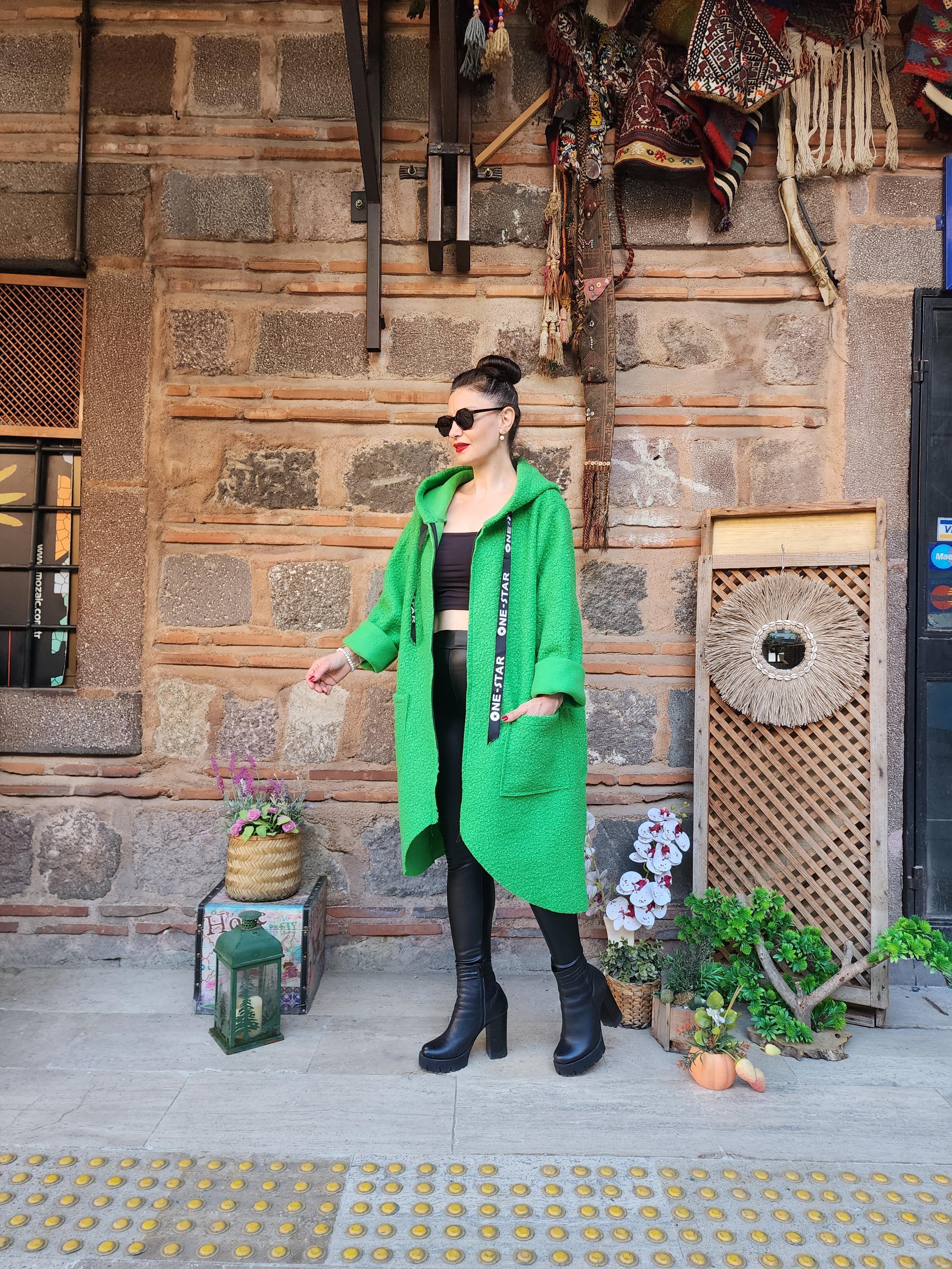 İtalyan Yün Buklet Kapişonlu Cepli Kaban Yeşil