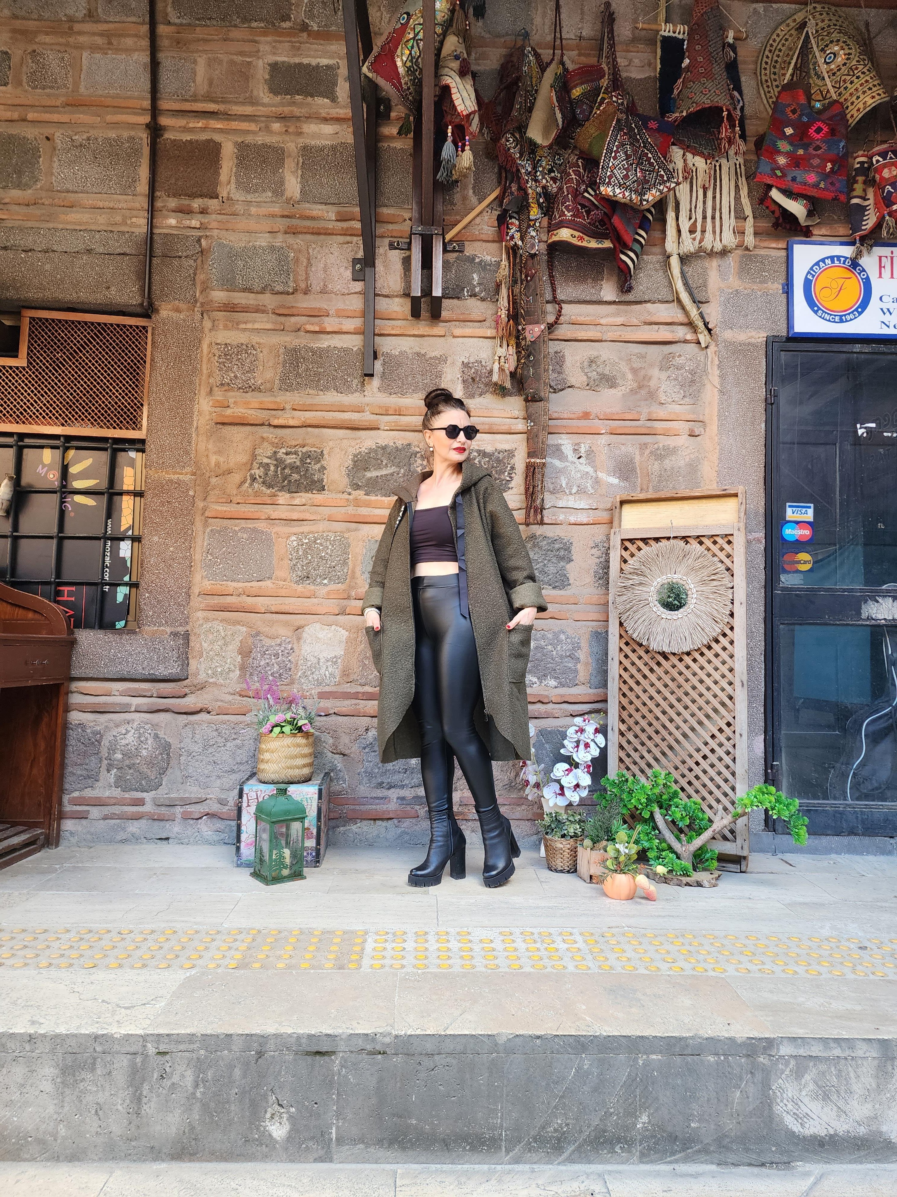 İtalyan Yün Buklet Kapişonlu Cepli Kaban Haki