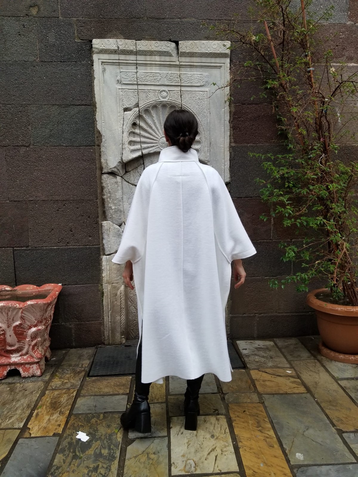 Keçe Kumaş Kaban Beyaz