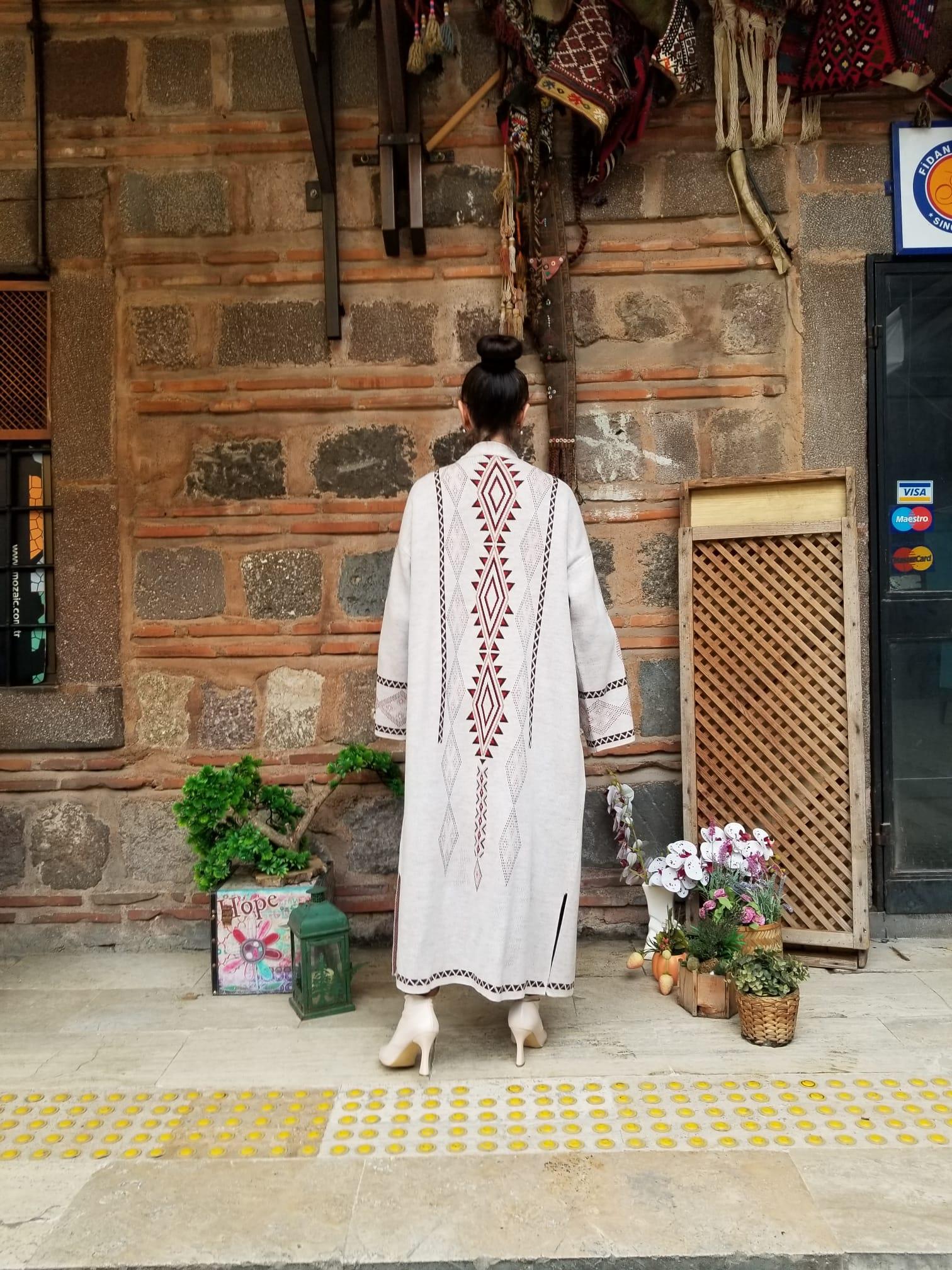 Örme Triko Taş Rengi Uzun Hırka