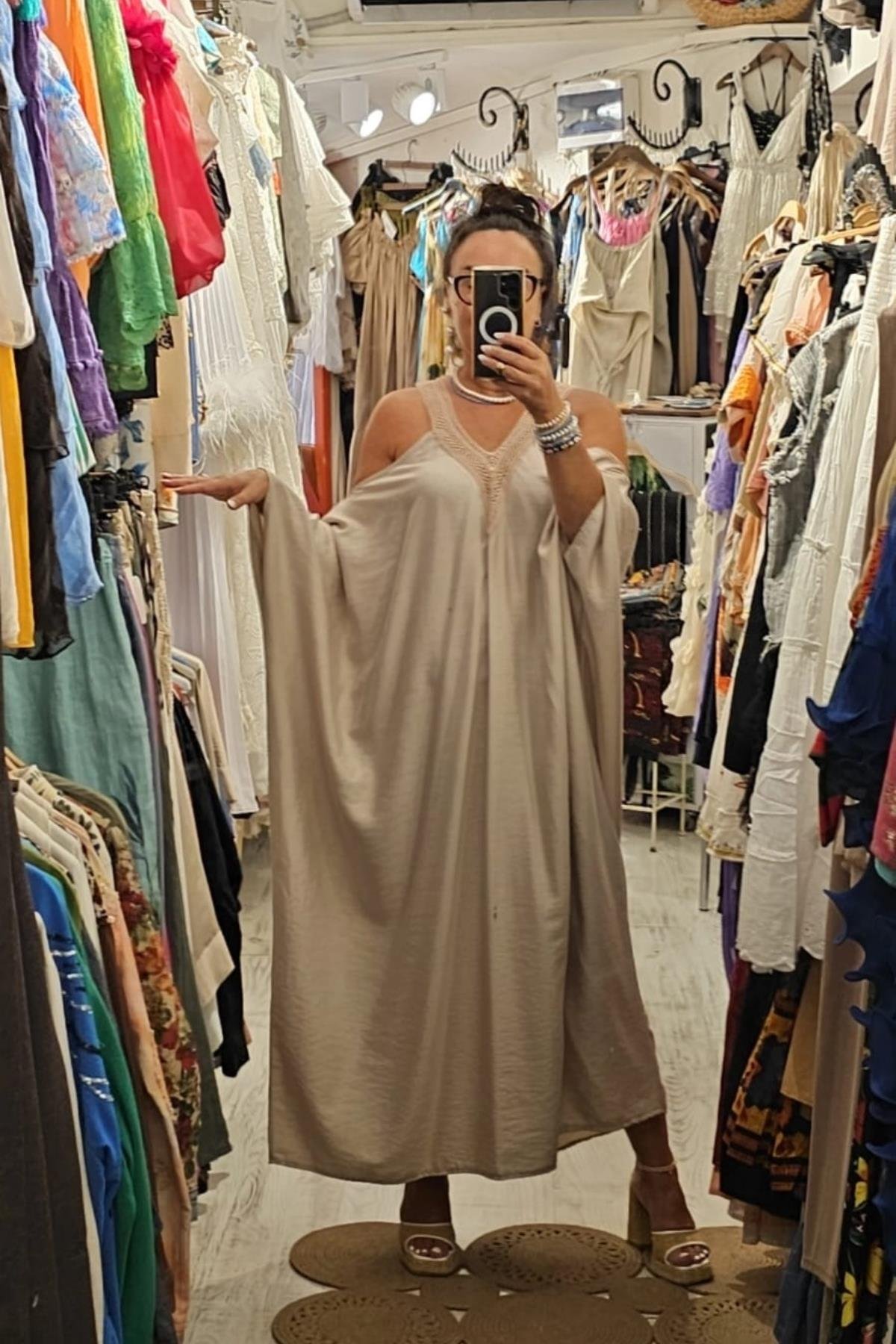 Tensel Kumaş Yarasa Kol V Yaka Elbise Ekru