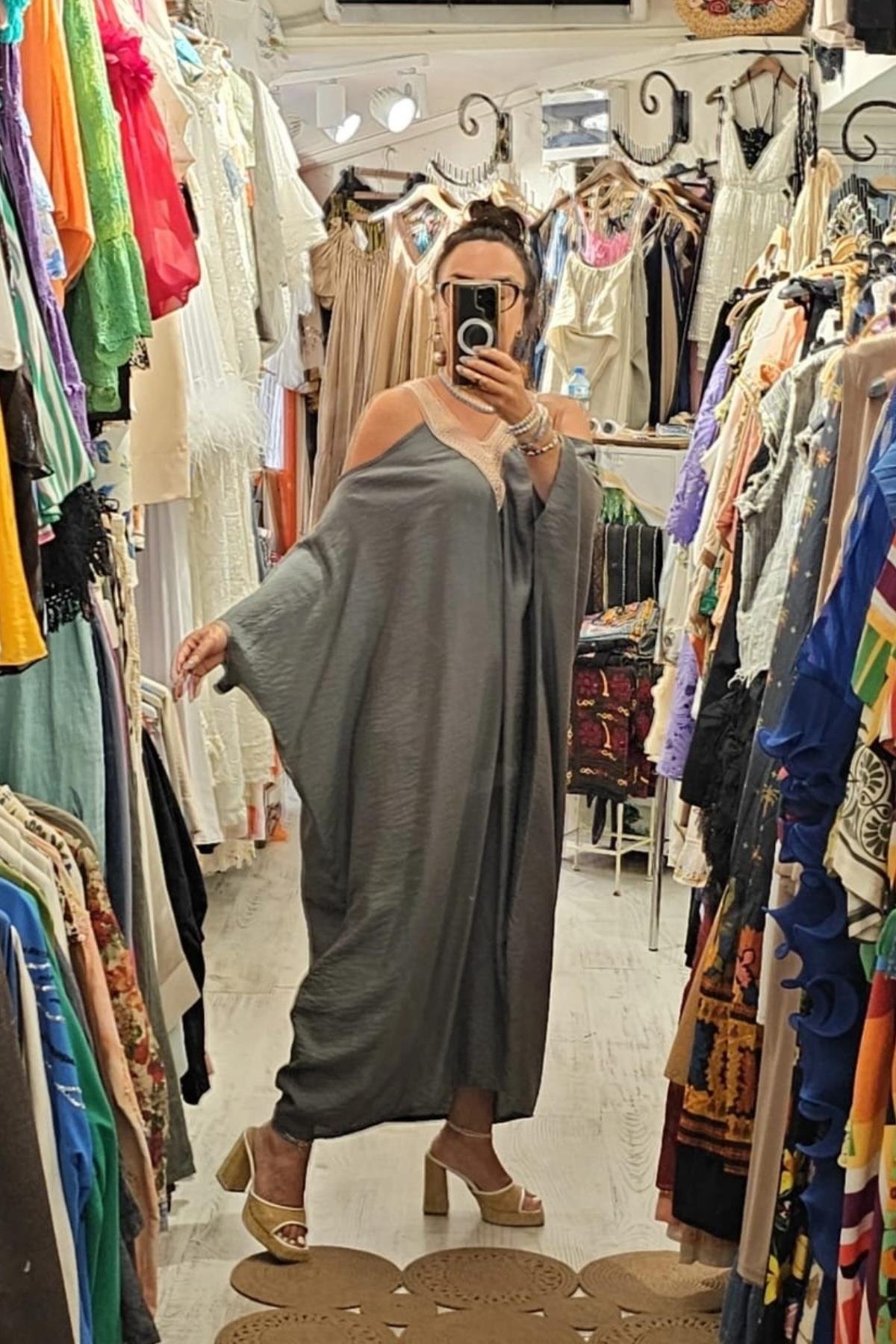 Tensel Kumaş Yarasa Kol V Yaka Elbise Haki